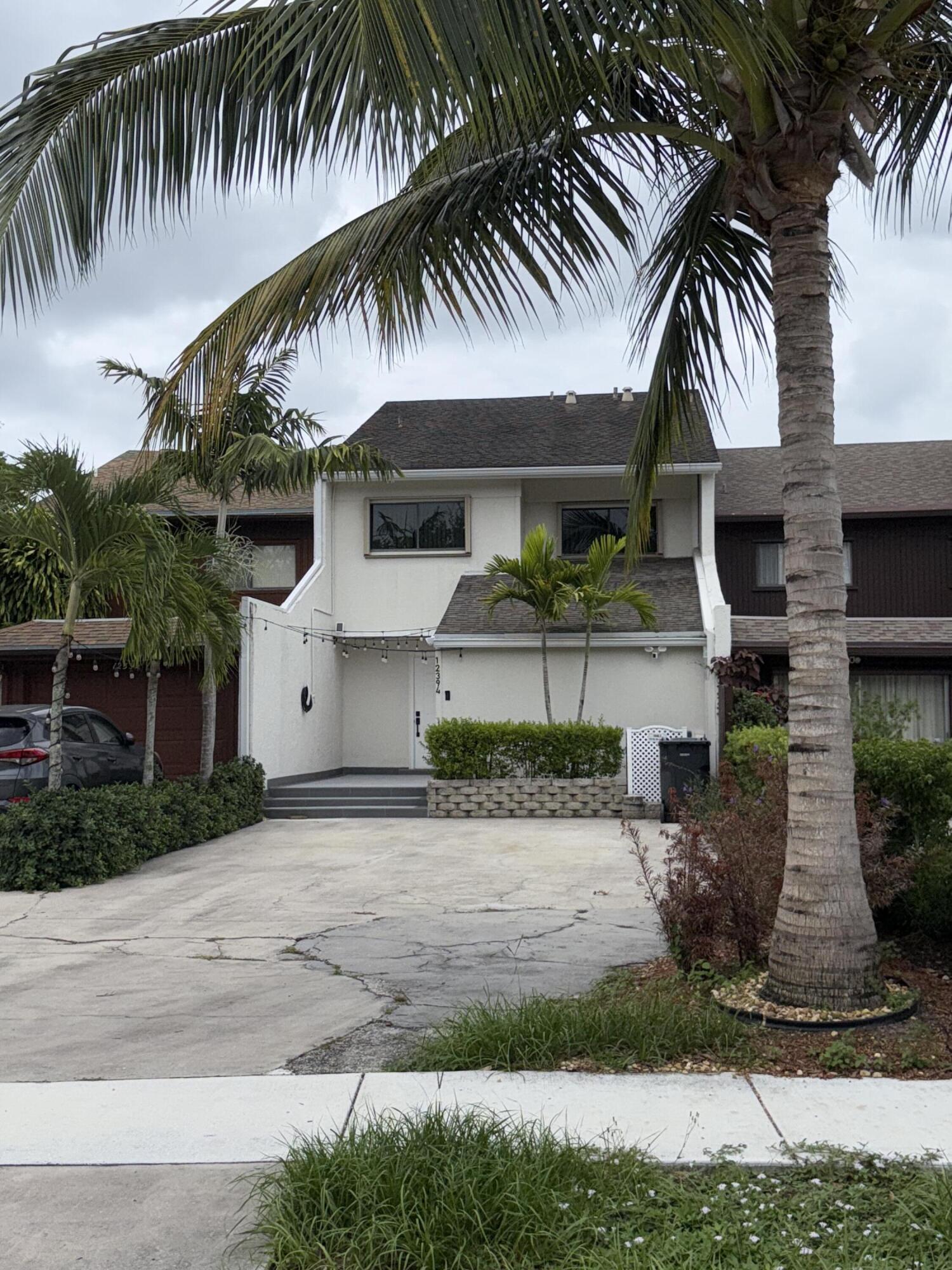 12394 Westhampton Circle, Wellington FL 33414