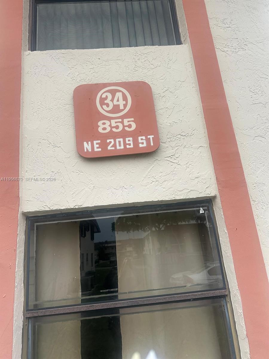 855 NE 209th St # 34, Miami FL 33179