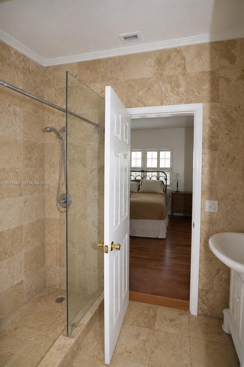 1341 Meridian Ave # 206 — Photo 4