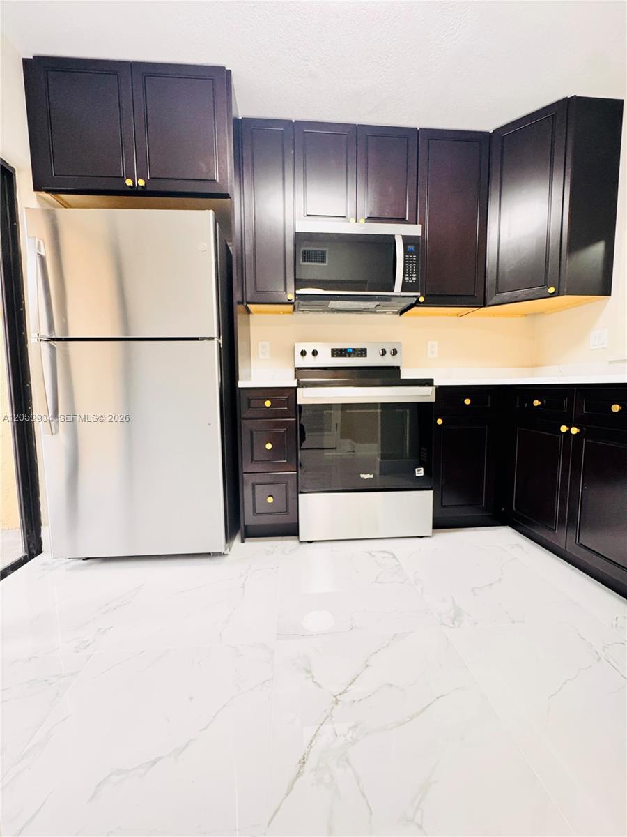 3939 NE 5th Ave # C106, Boca Raton FL 33431