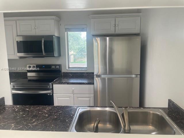 9962 Twin Lakes Dr # p — Photo 2
