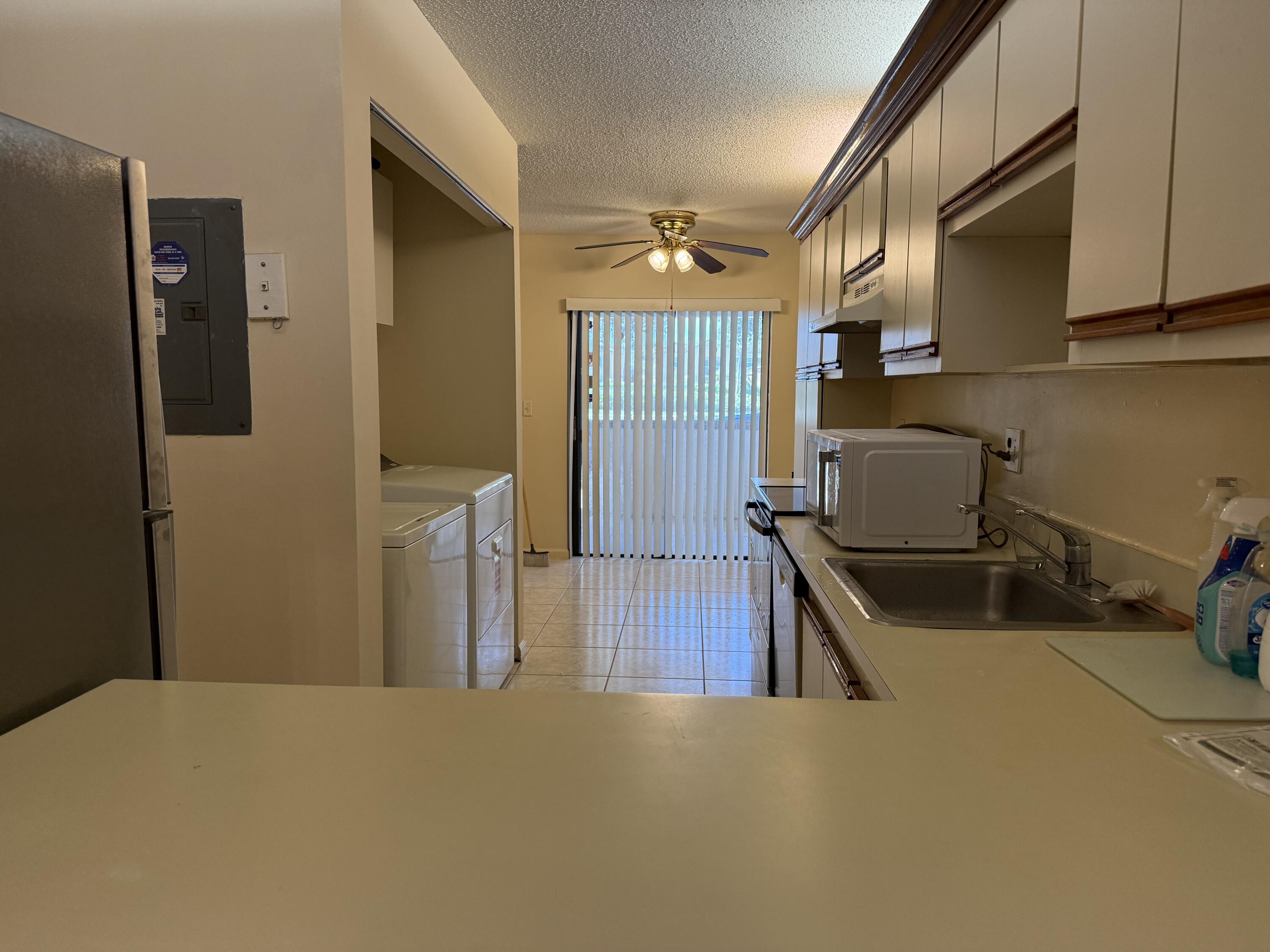 12028 ROYAL PALM Boulevard # F — Photo 5