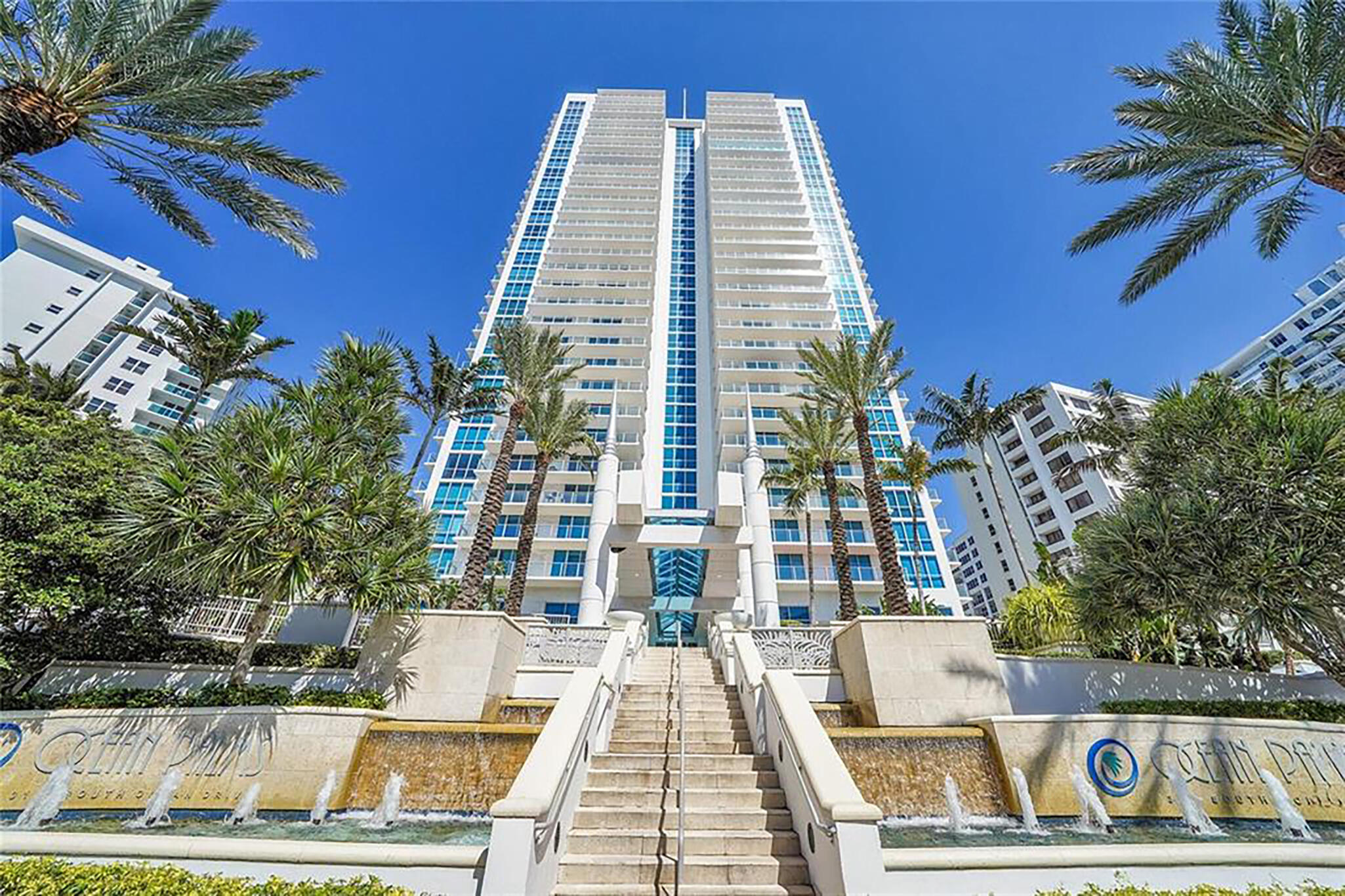 3101 S Ocean Drive # 2707, Hollywood FL 33019