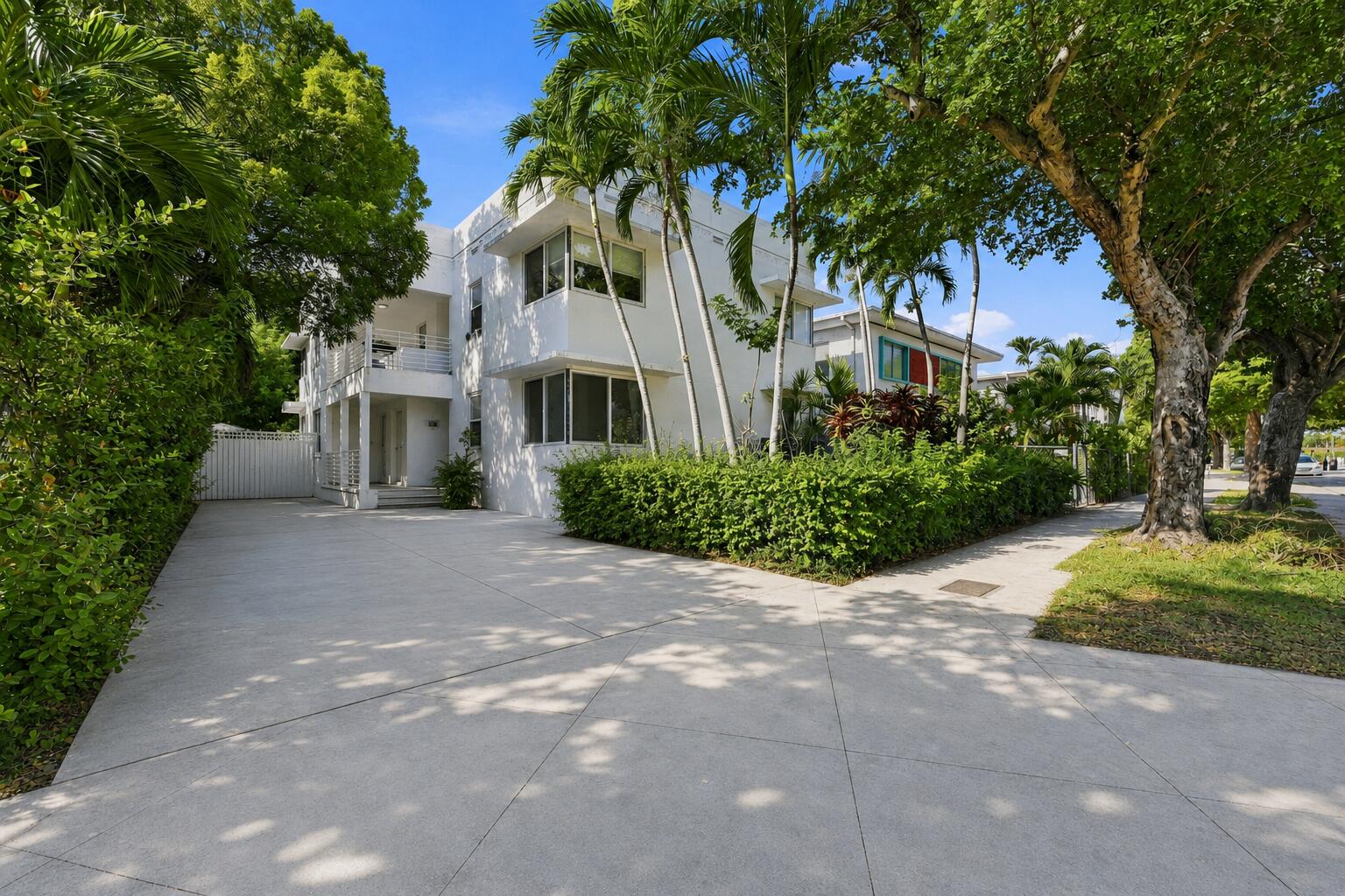 1170 71ST Street, Miami Beach FL 33141