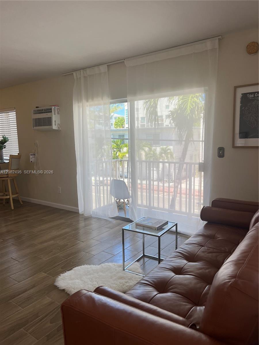 7720 Harding Ave # 8 — Photo 4