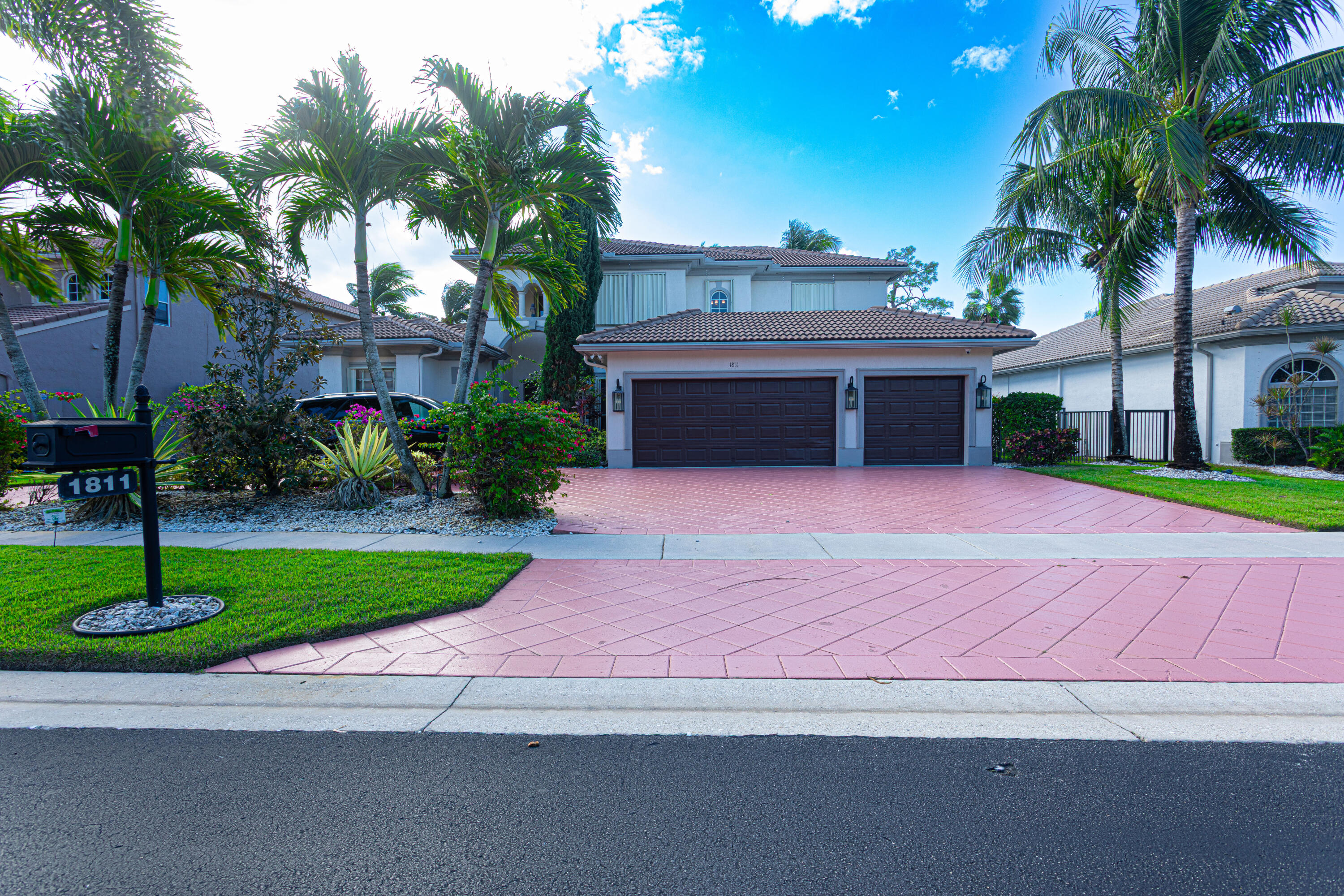 1811 Waldorf Drive, Royal Palm Beach FL 33411