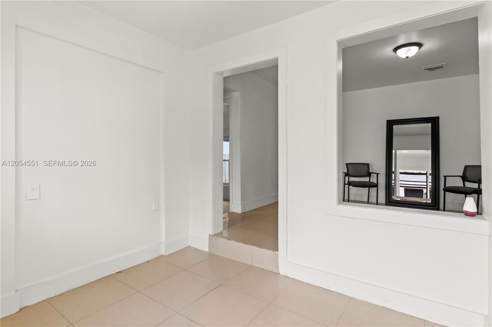 3527 NW 34th St — Photo 5