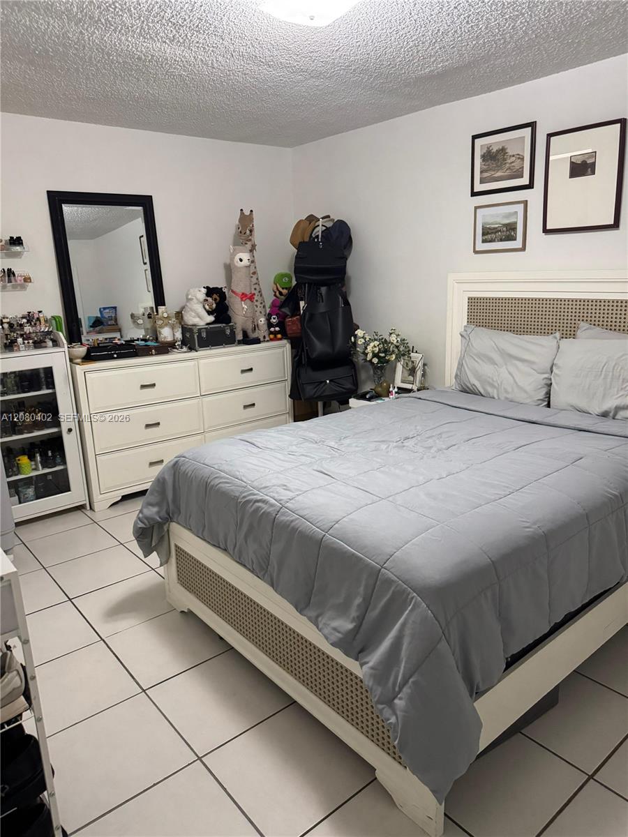 5050 NW 7th St # 604 — Photo 4