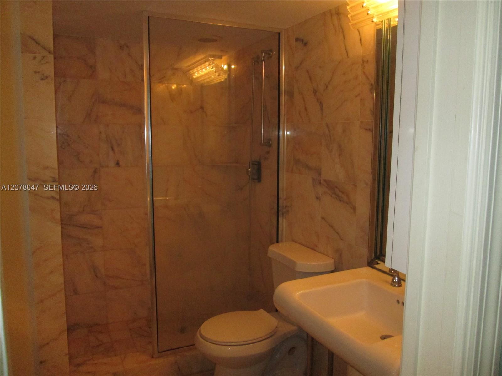 3100 NE 49th St # 1106 — Photo 4