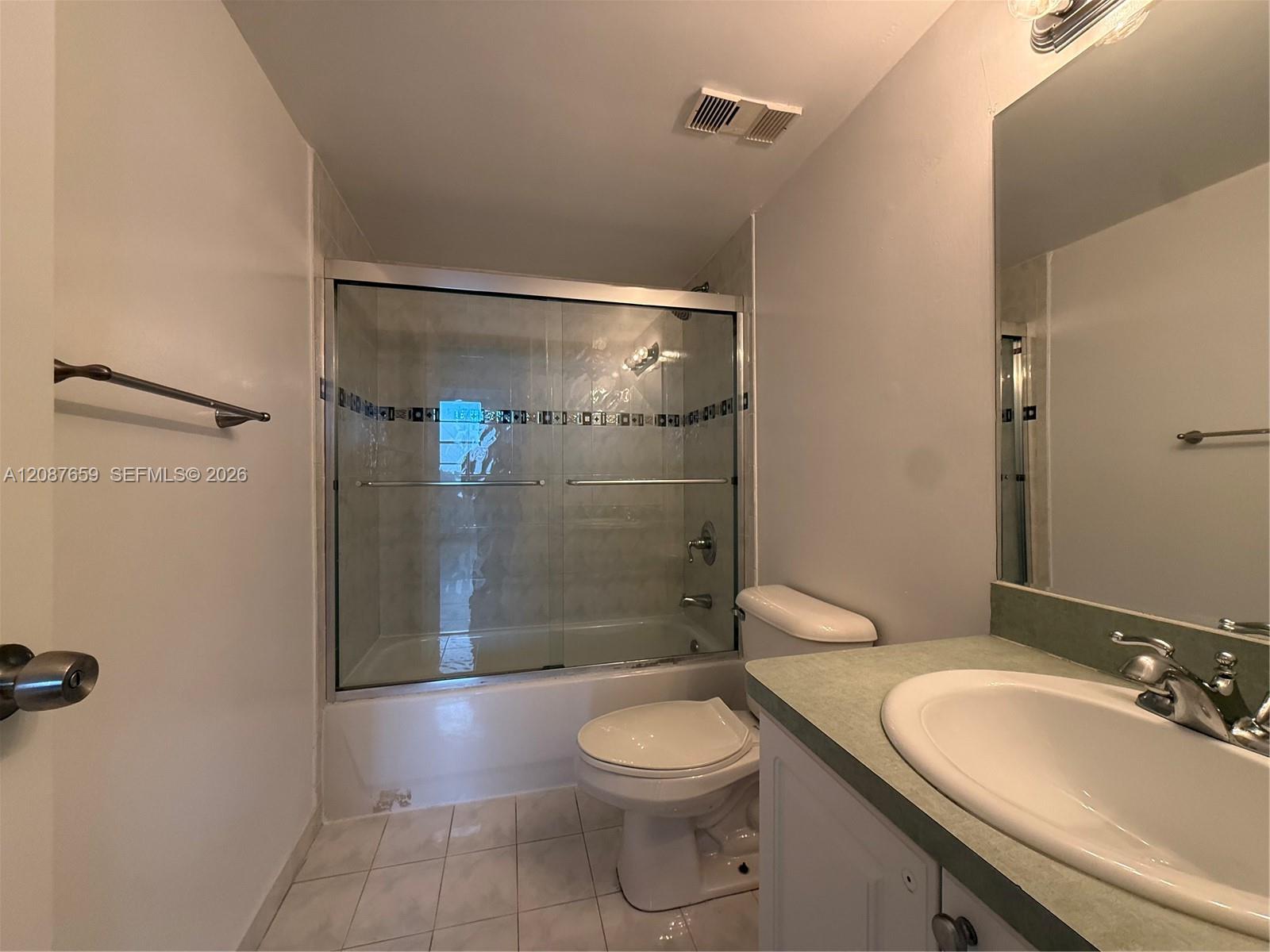 13120 SW 92nd Ave # 520 — Photo 3