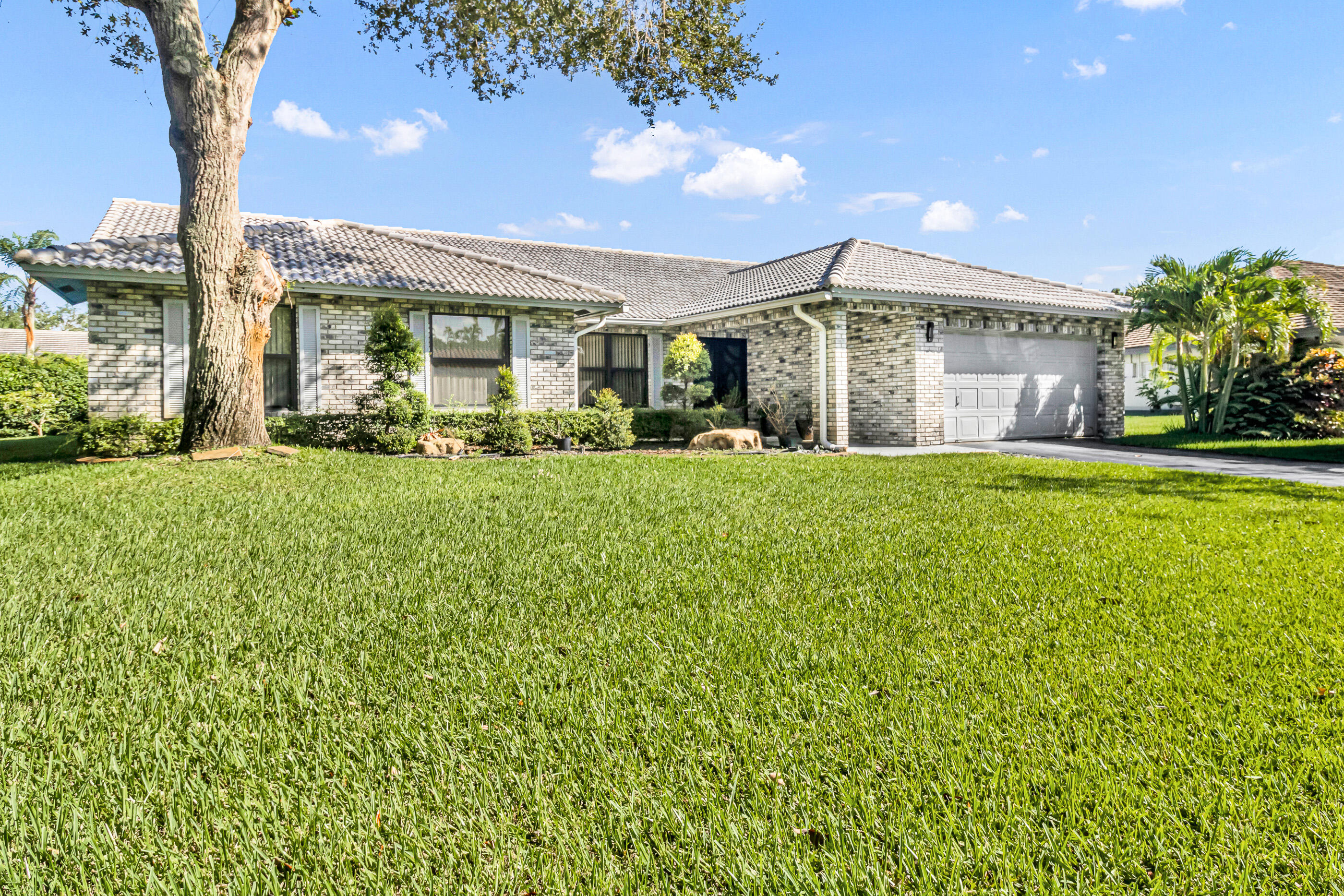 11884 NW 2nd Court, Coral Springs FL 33071