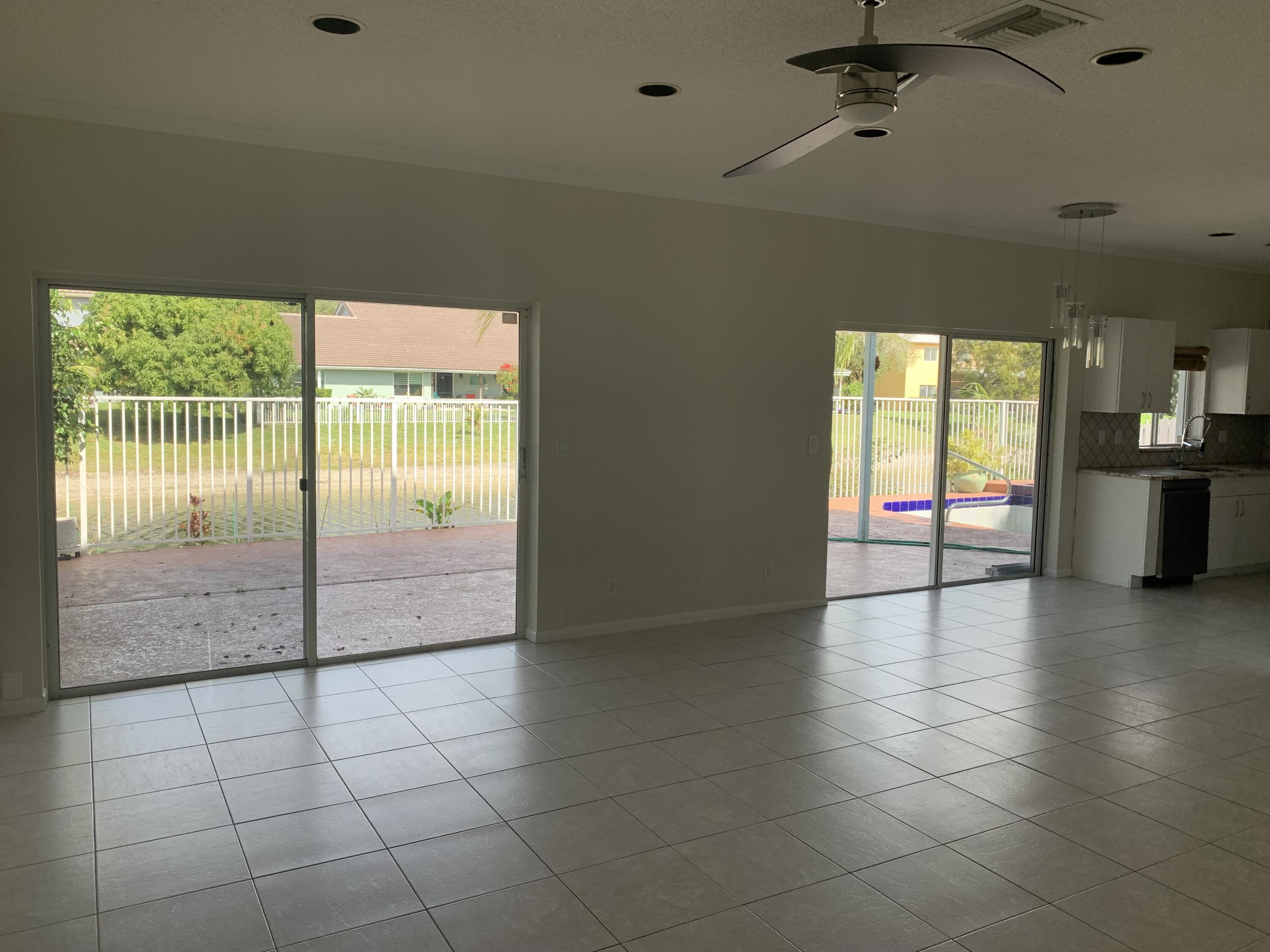 10837 Palm Spring Drive — Photo 5