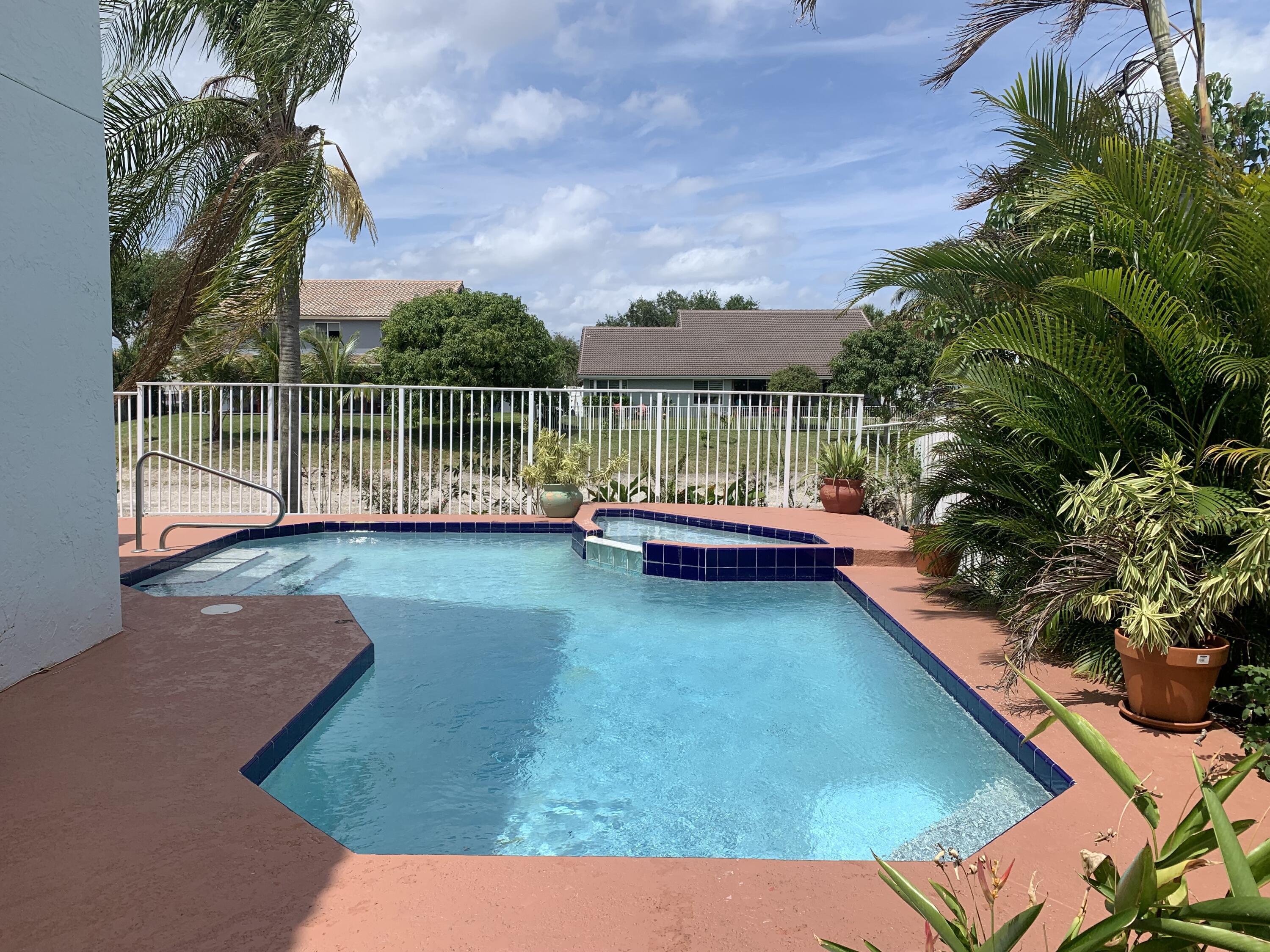 10837 Palm Spring Drive — Photo 2