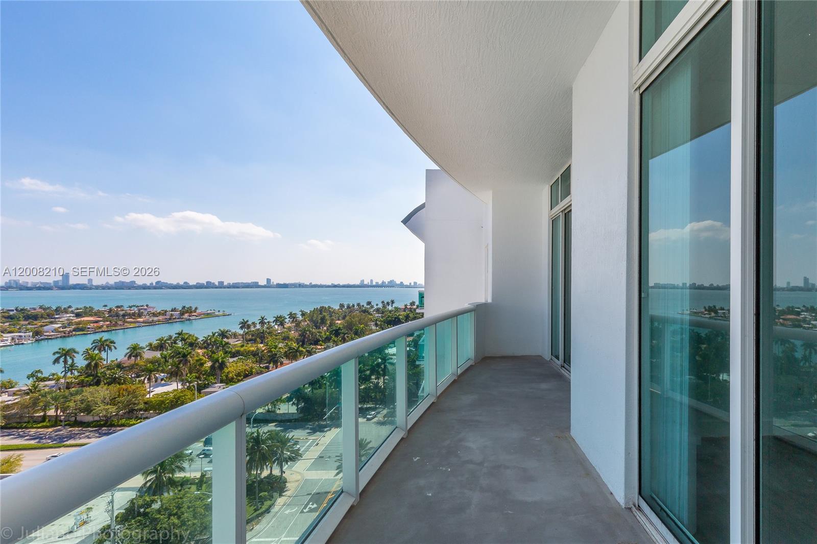 7900 Harbor Island Dr # PH23, North Bay Village FL 33141