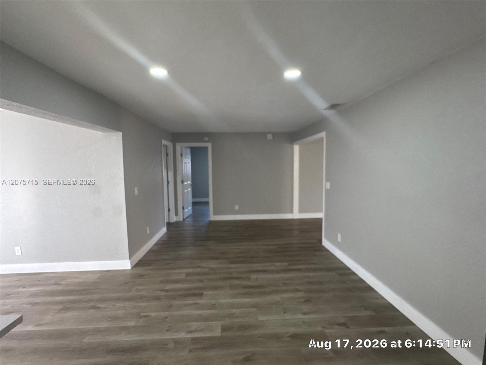 9401 NW 20th St — Photo 4
