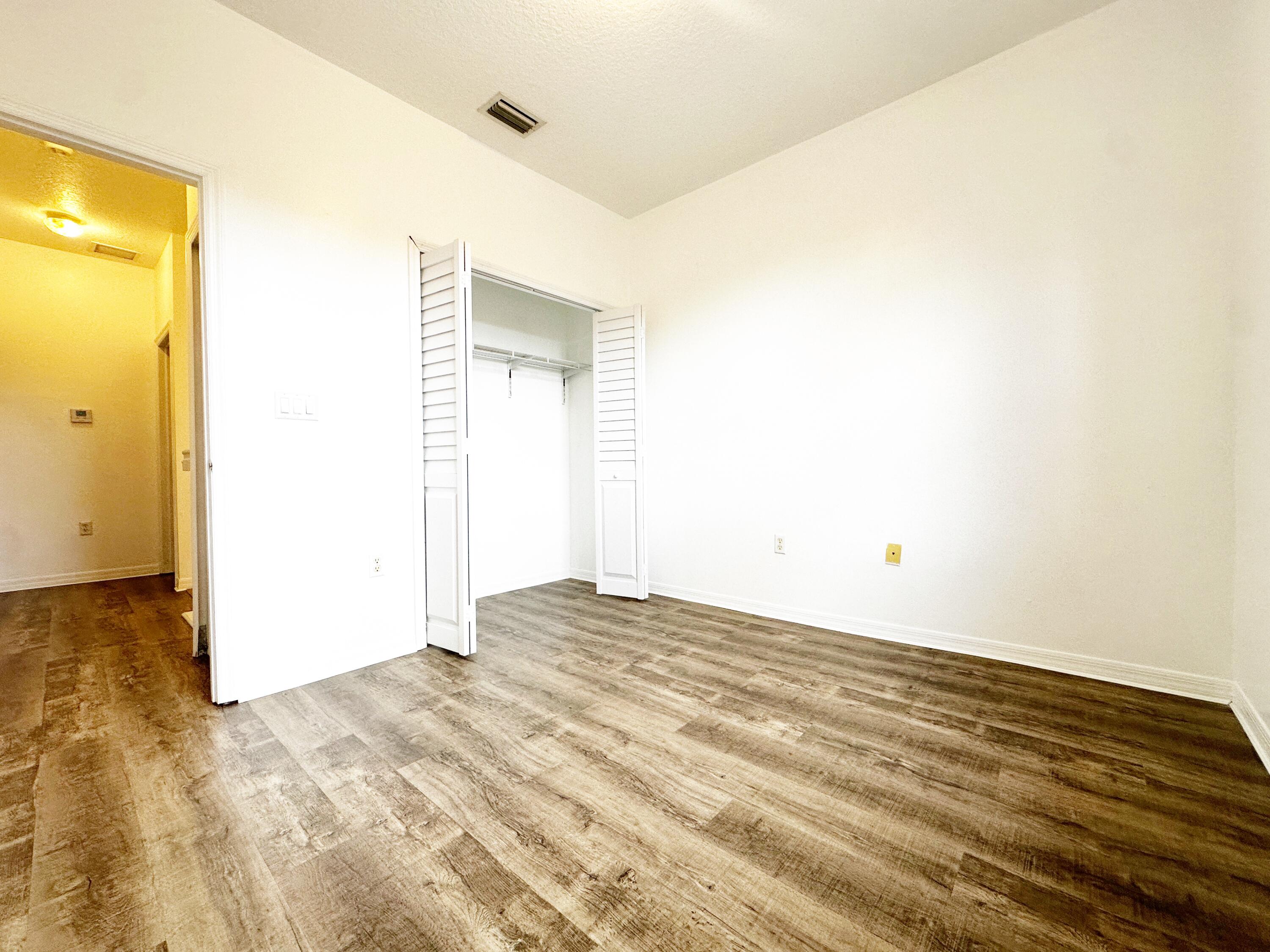 614 SW 106TH Avenue # 1507 — Photo 5