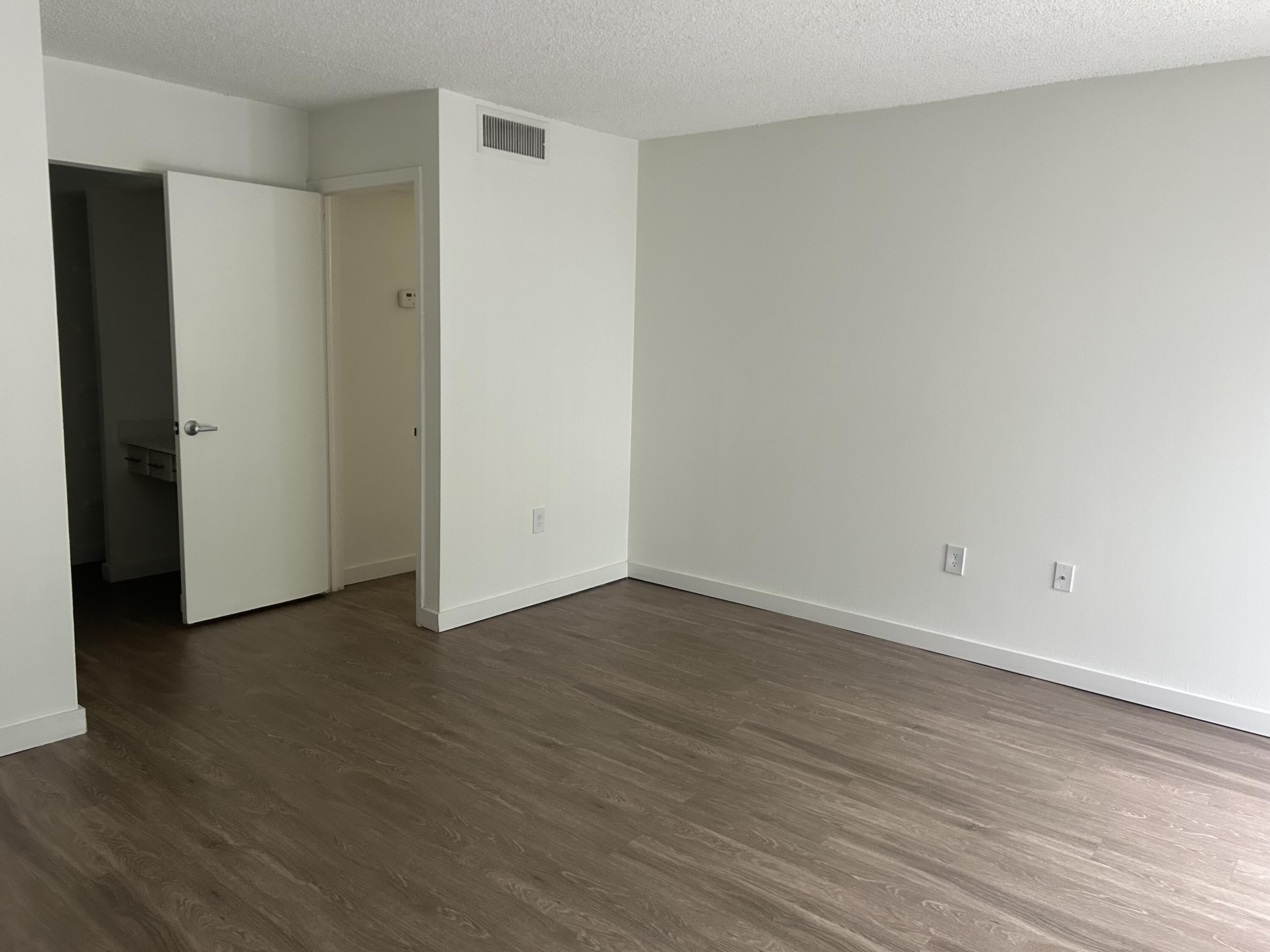 4108 N Pine Island Road # 108 — Photo 5