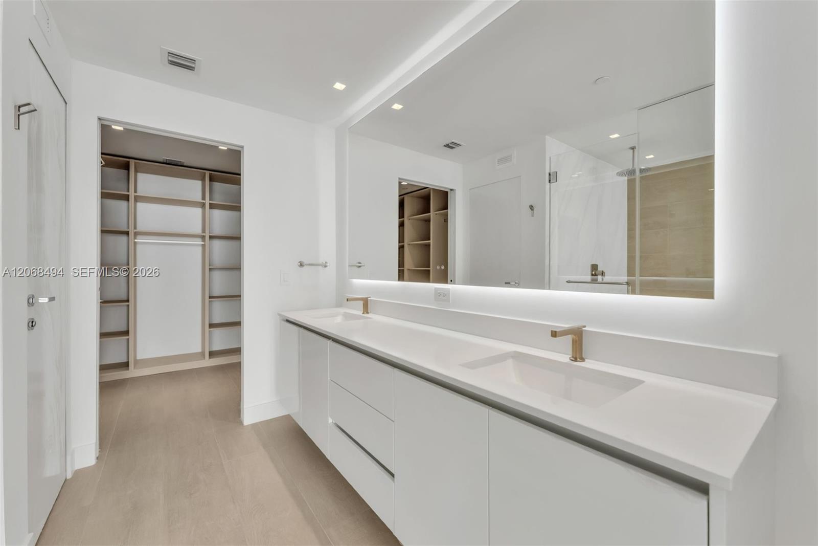 700 NE 24th St # 1207 View 12