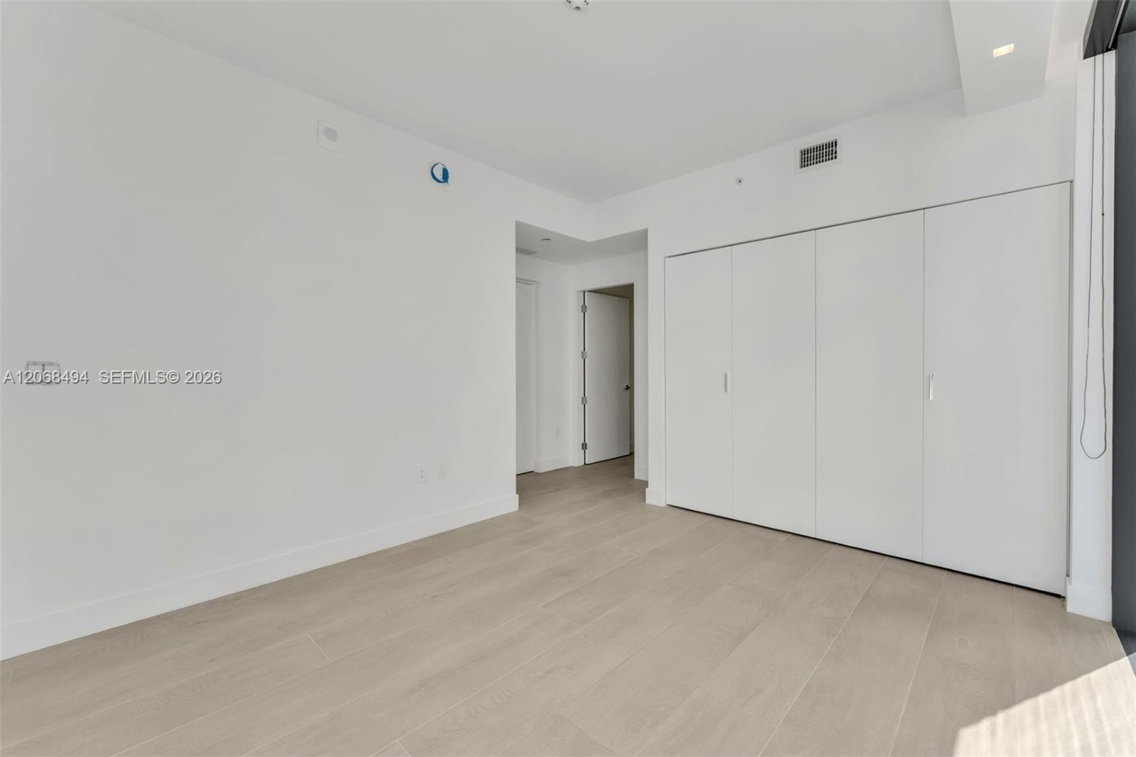 700 NE 24th St # 1207 View 8