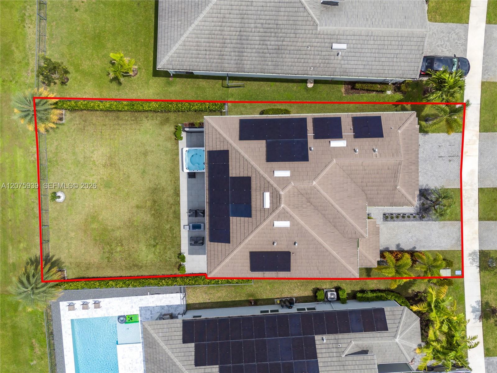 15769 Hummingbird Ln — Photo 2