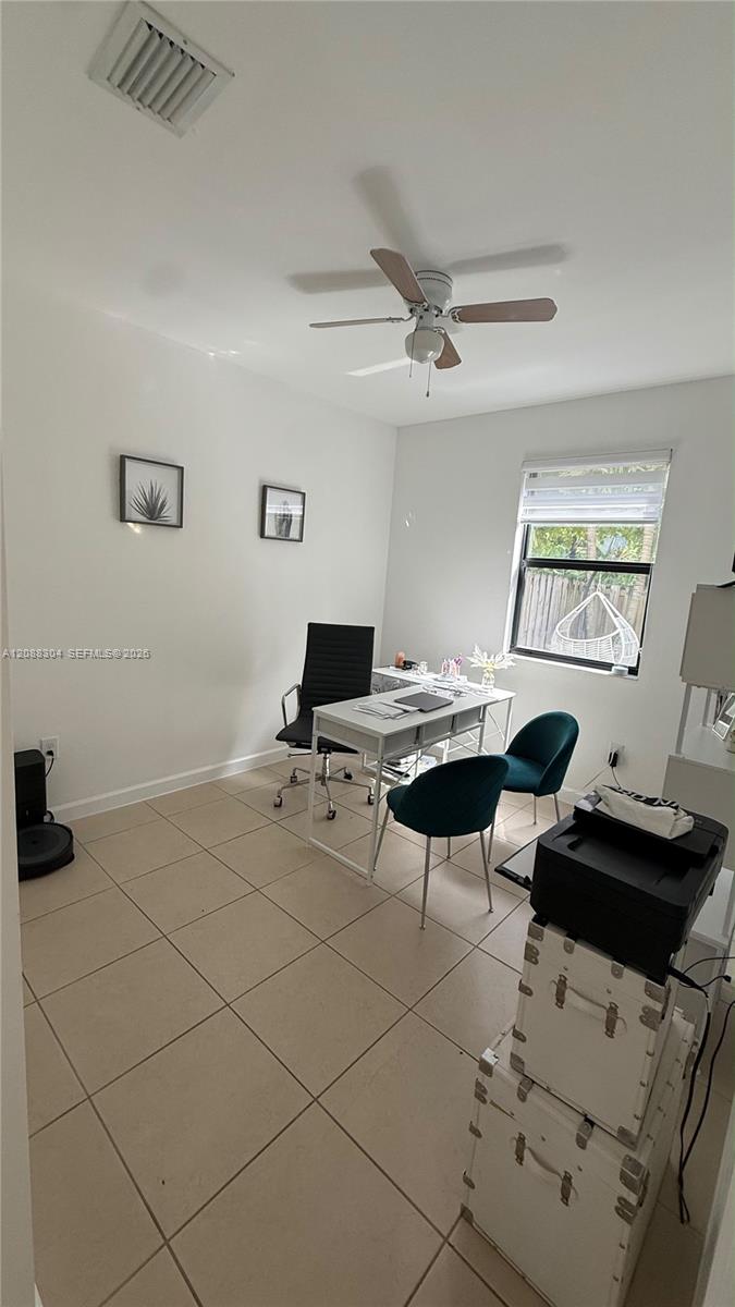 8917 NW 102 CT # 0 — Photo 3