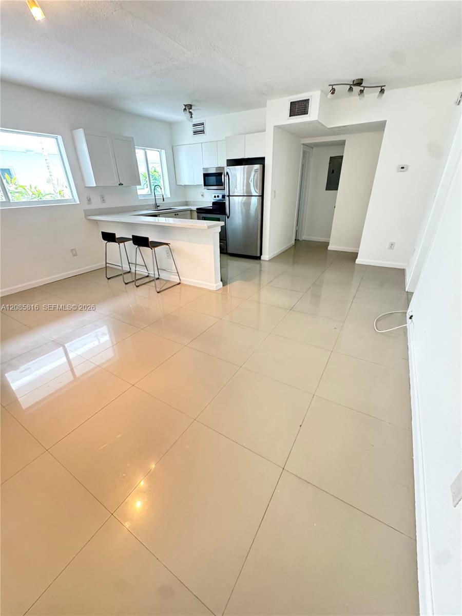 8035 Crespi Blvd # 2, Miami Beach FL 33141