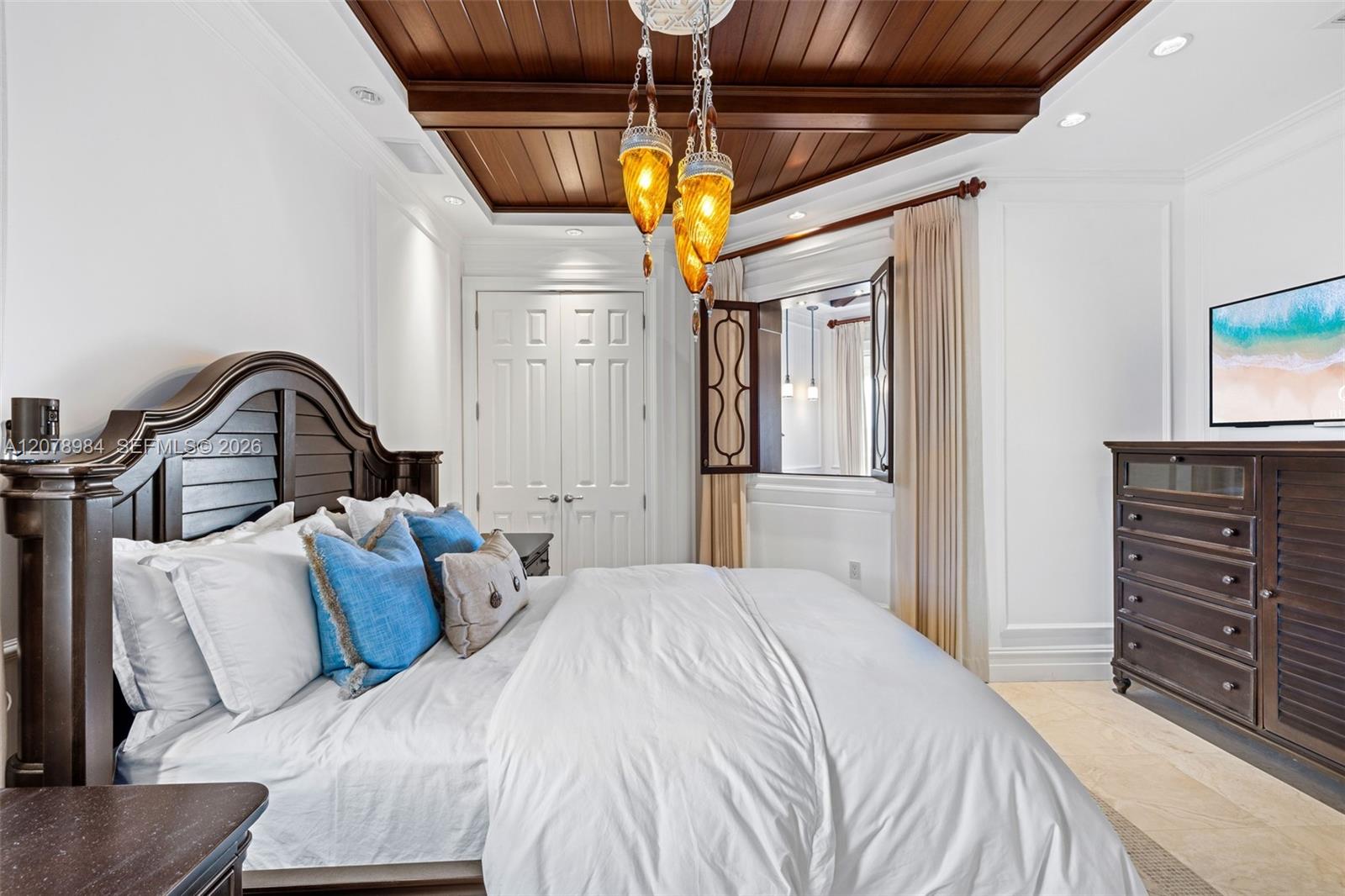 15723 Fisher Island Dr # 15723 — Photo 4