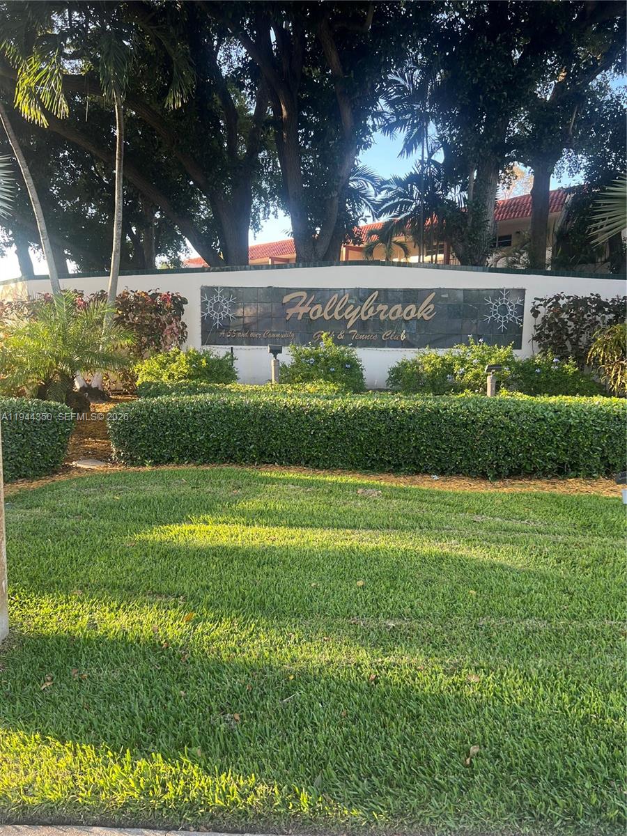 8900 Washington Blvd # 402, Pembroke Pines FL 33025