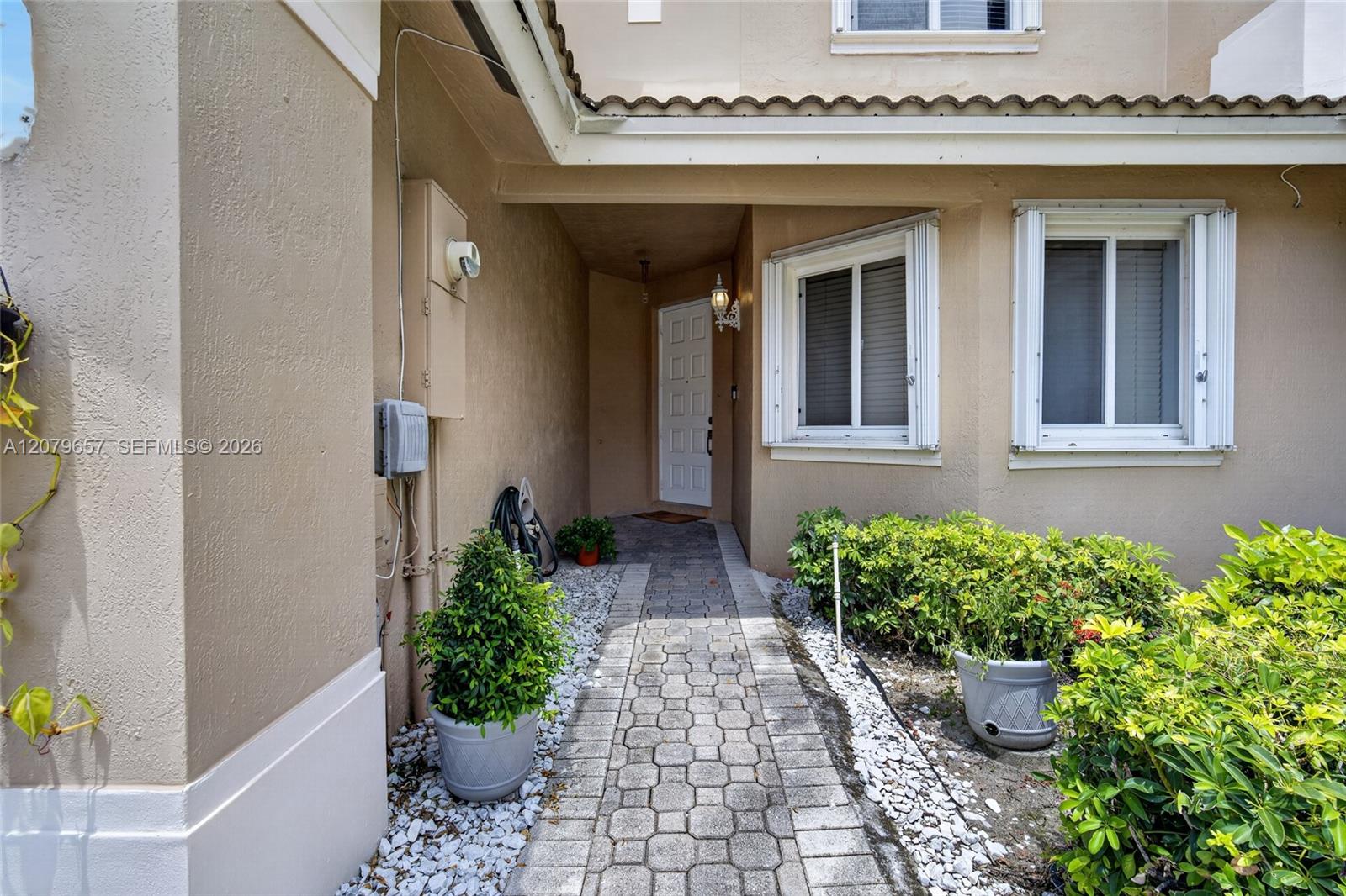 15891 SW 12th St — Photo 5