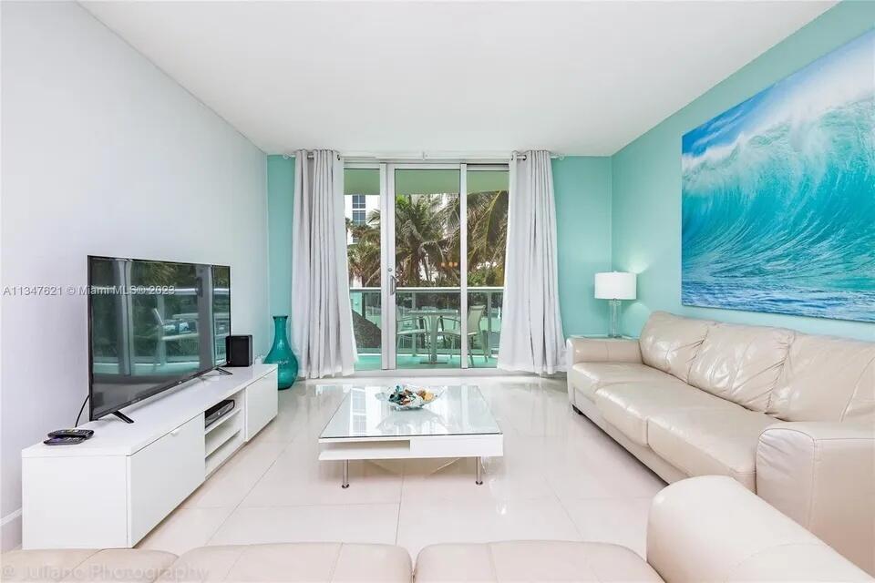 3901 S Ocean Drive # 2H — Photo 2