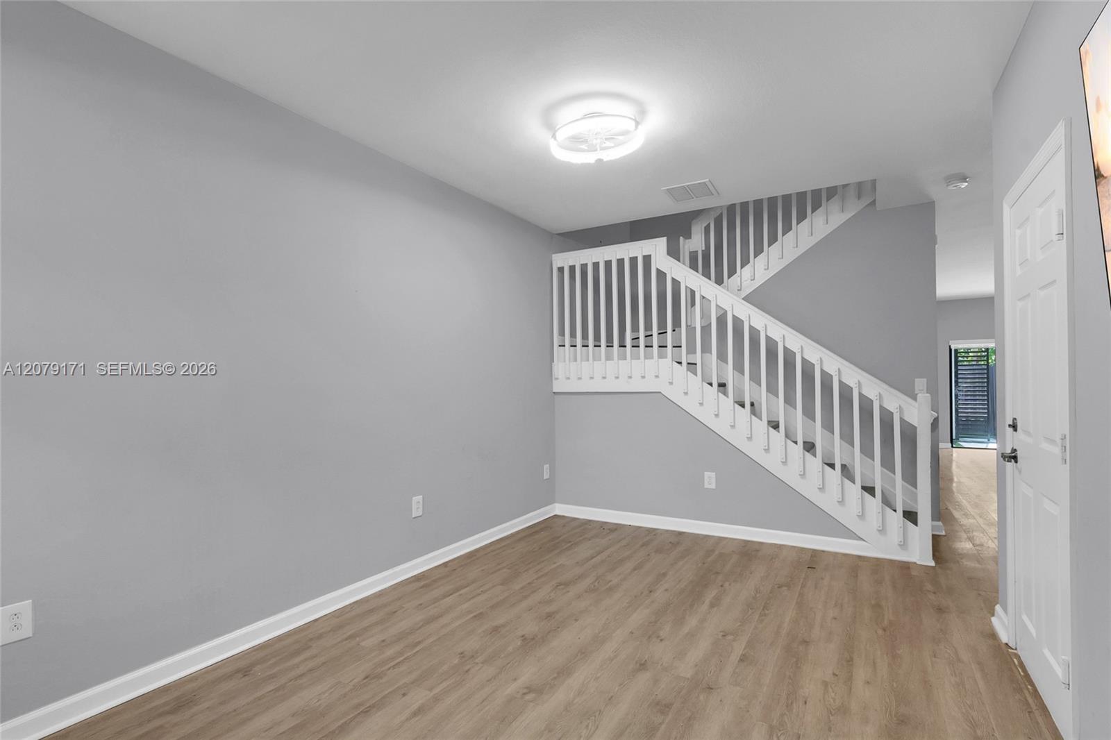 11671 SW 150th Pl — Photo 4