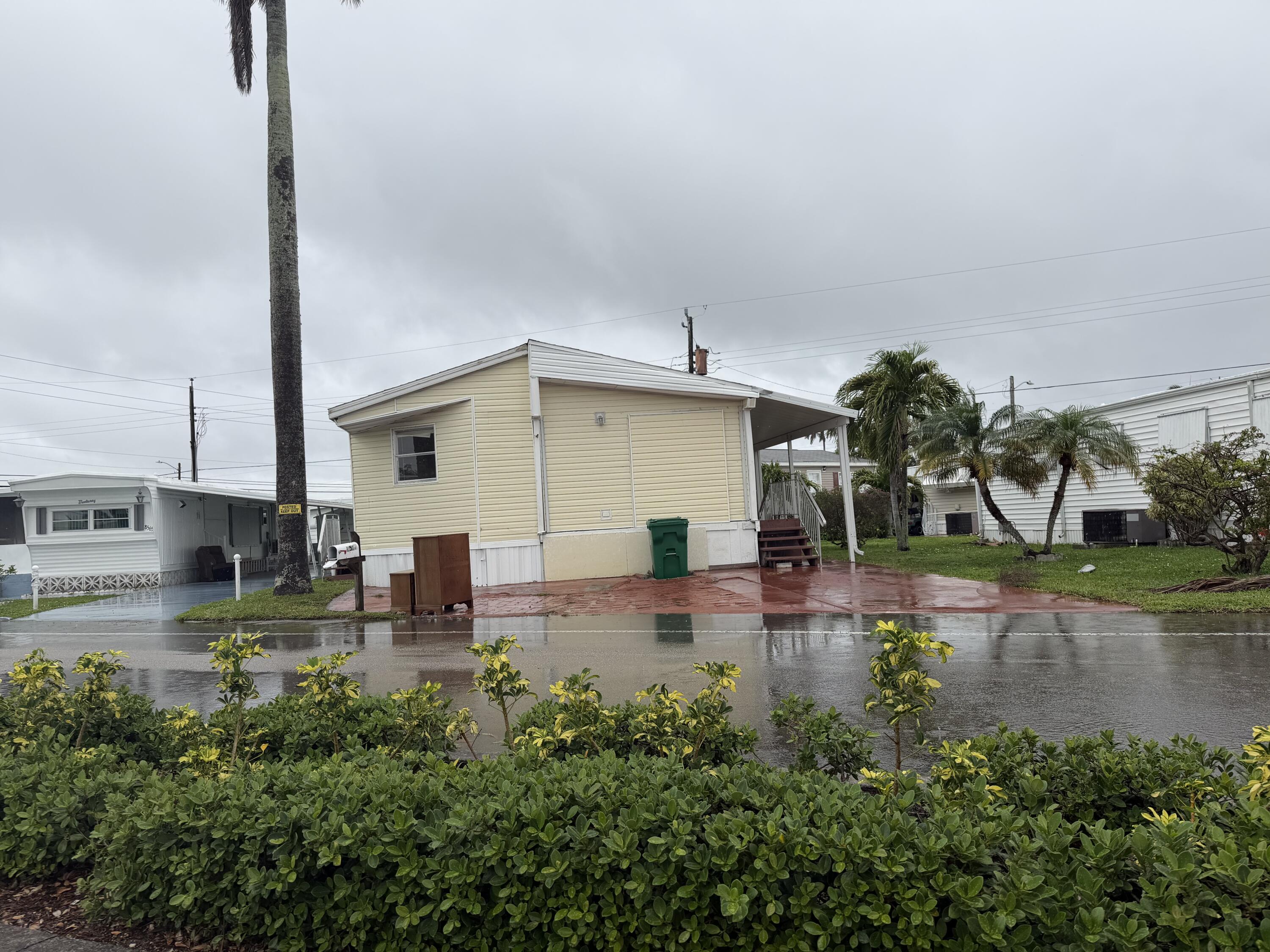 8557 SW 18th Street, Davie FL 33324