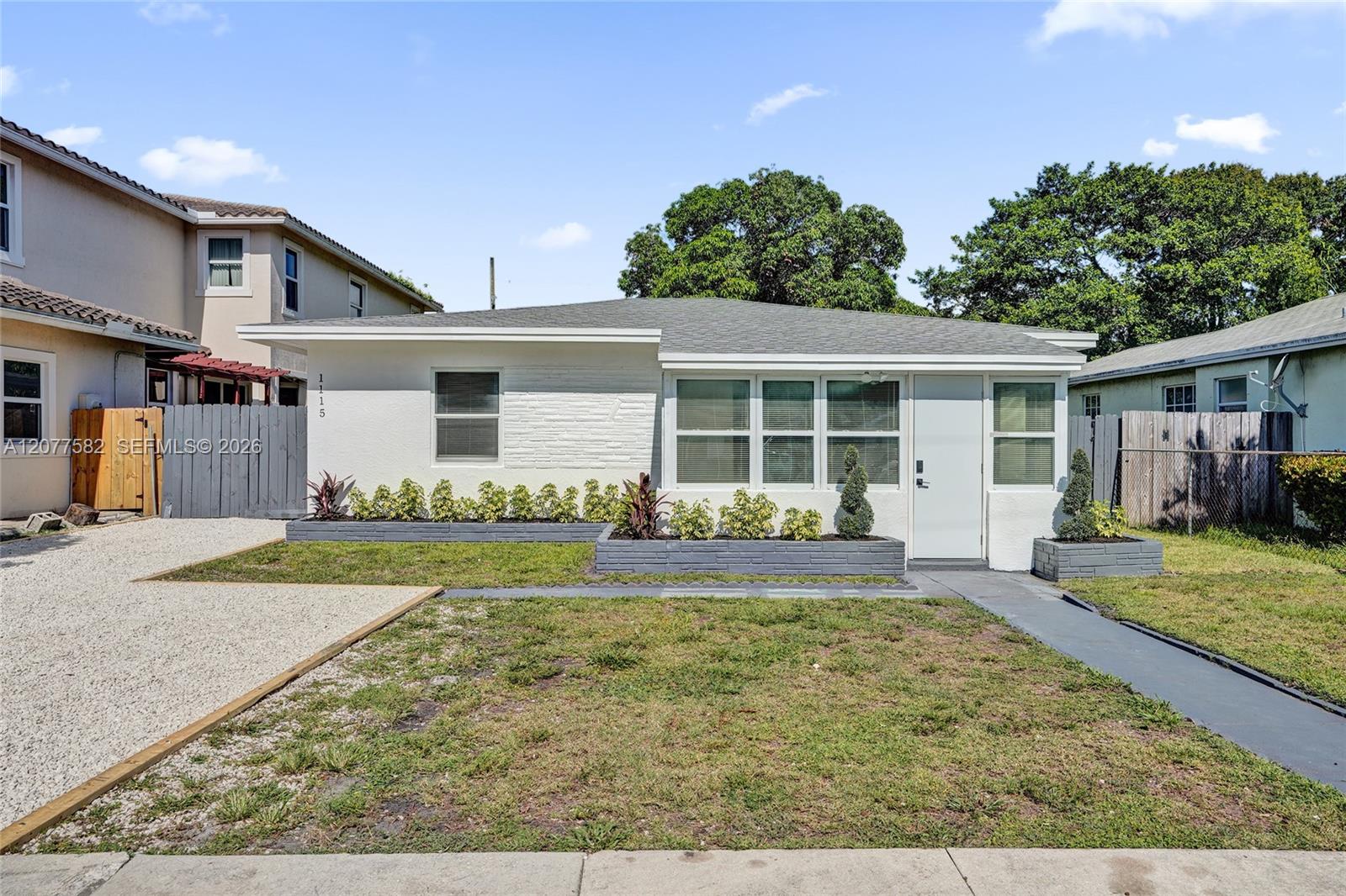 1115 NW 1st Ave — Photo 4