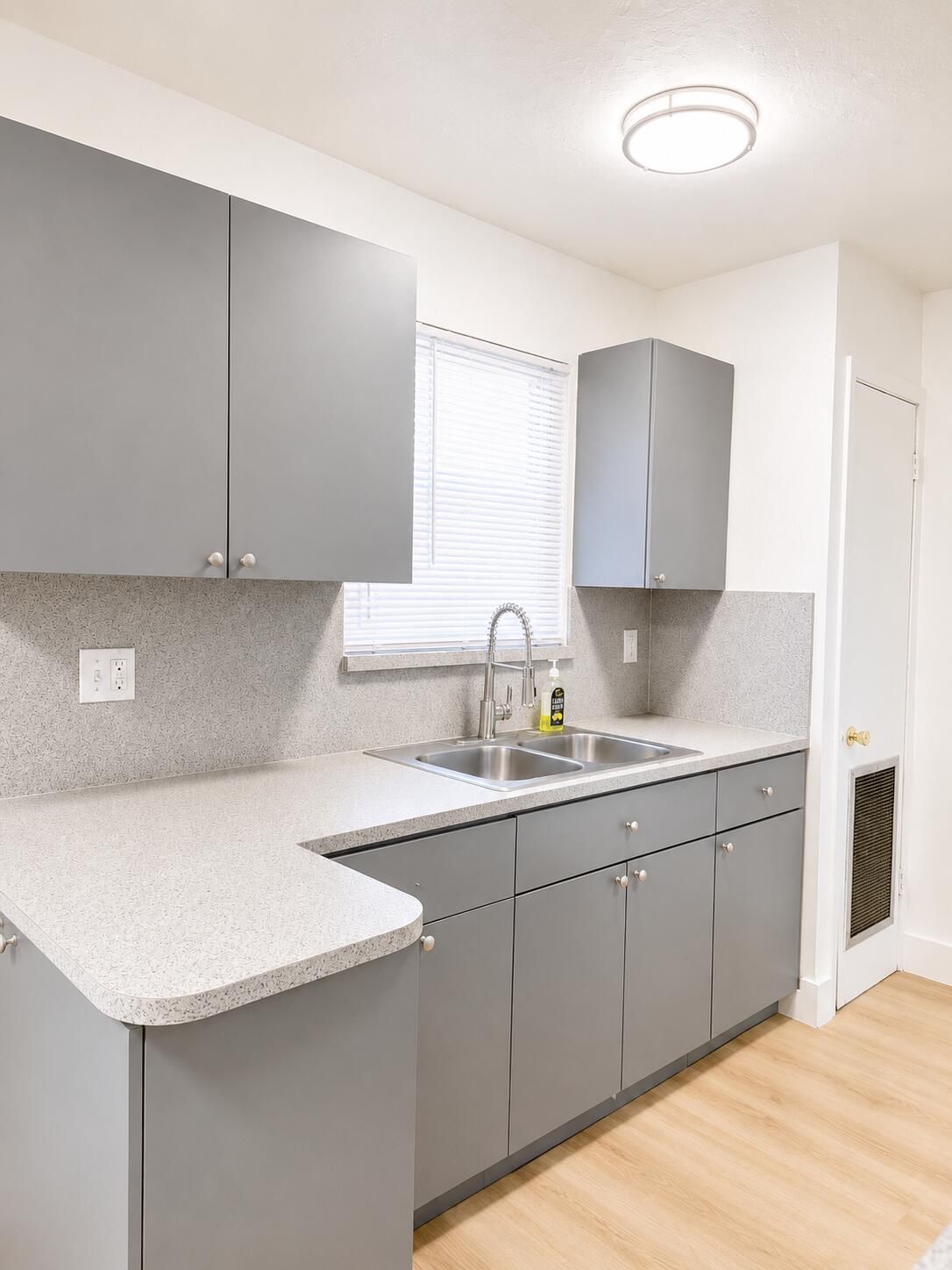 2738 FILLMORE Street — Photo 3