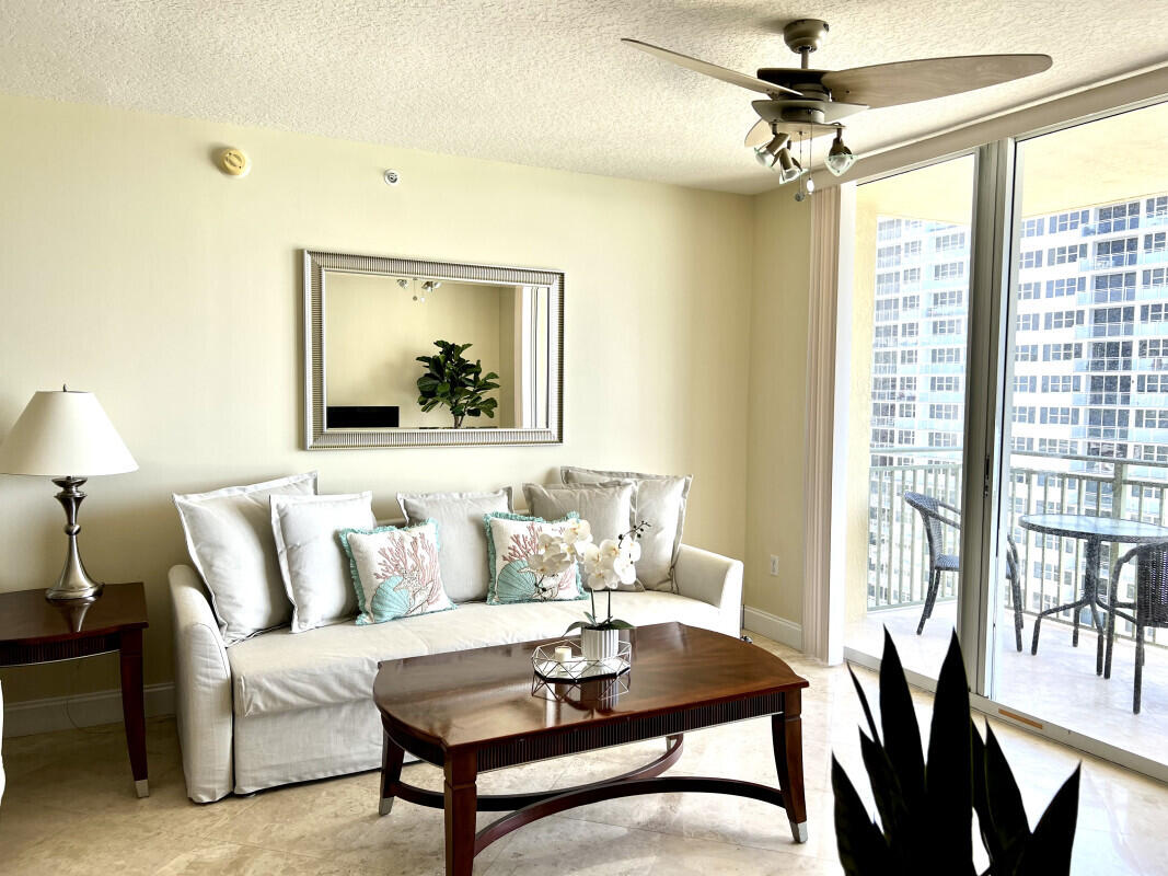 2080 S Ocean Drive # 1608, Hallandale Beach FL 33009