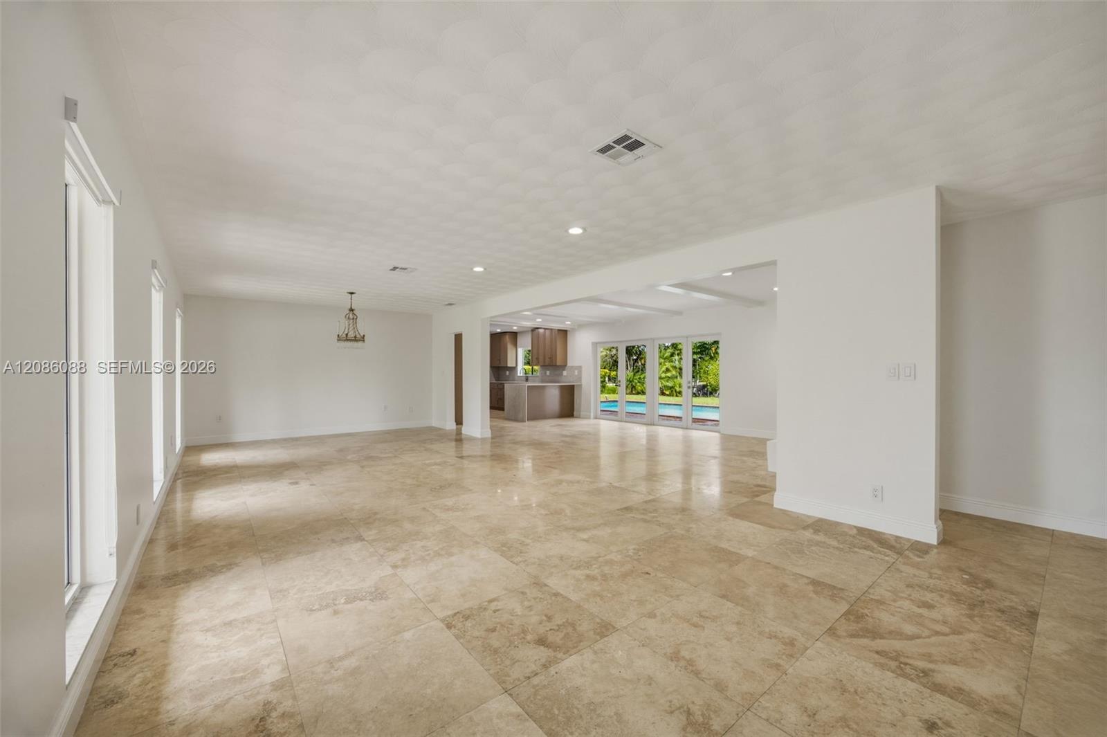 13240 SW 70th Ave — Photo 4