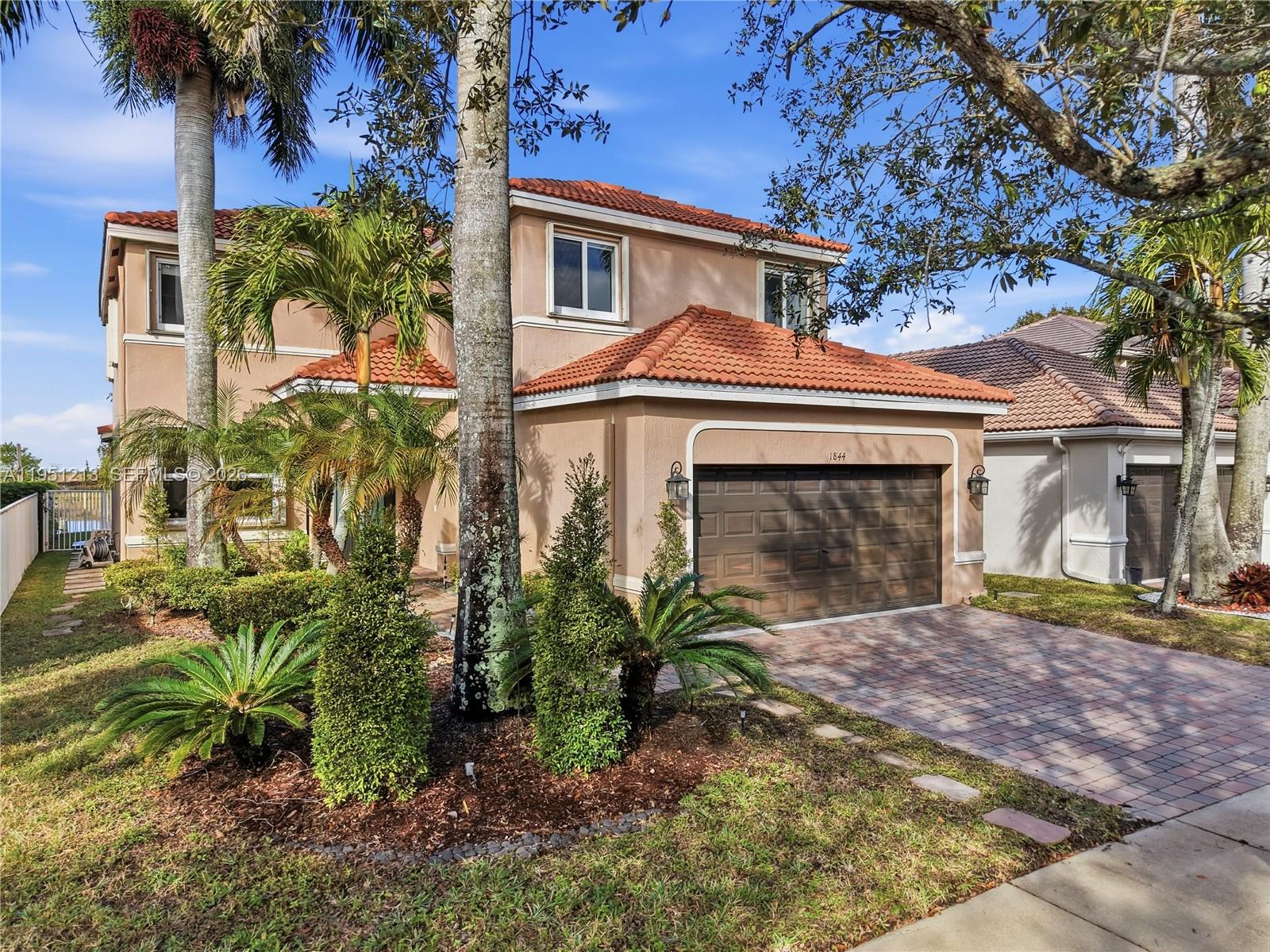 1844 Aspen Ln — Photo 4