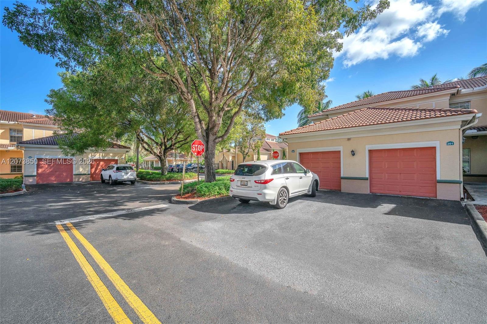 2532 Centergate Dr # 201 — Photo 4