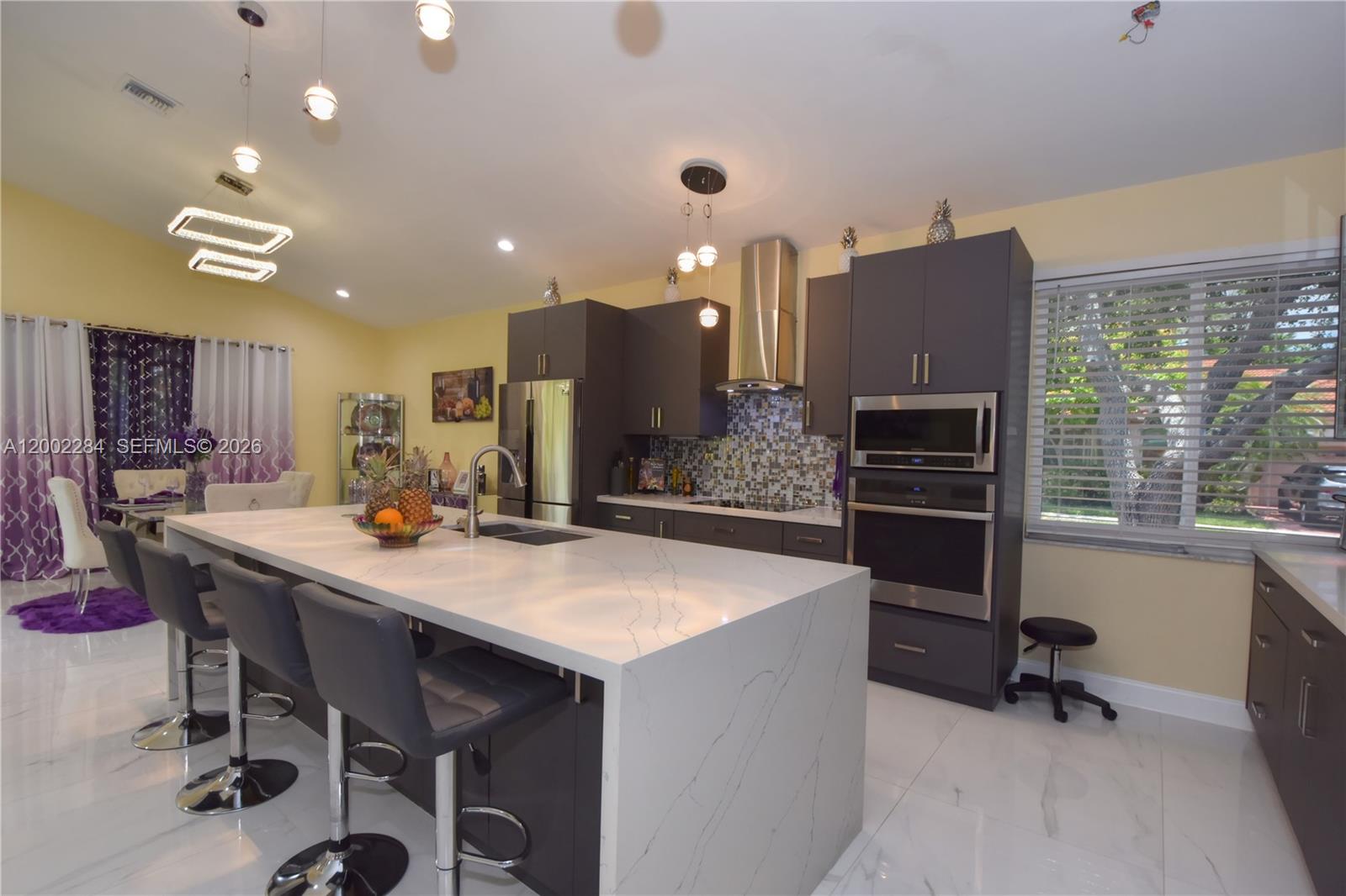 8733 NW 76th Dr, Tamarac FL 33321
