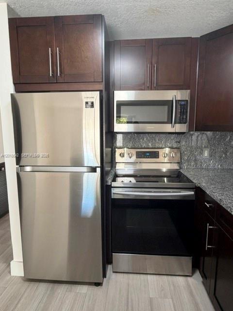 13884 SW 64th St — Photo 4