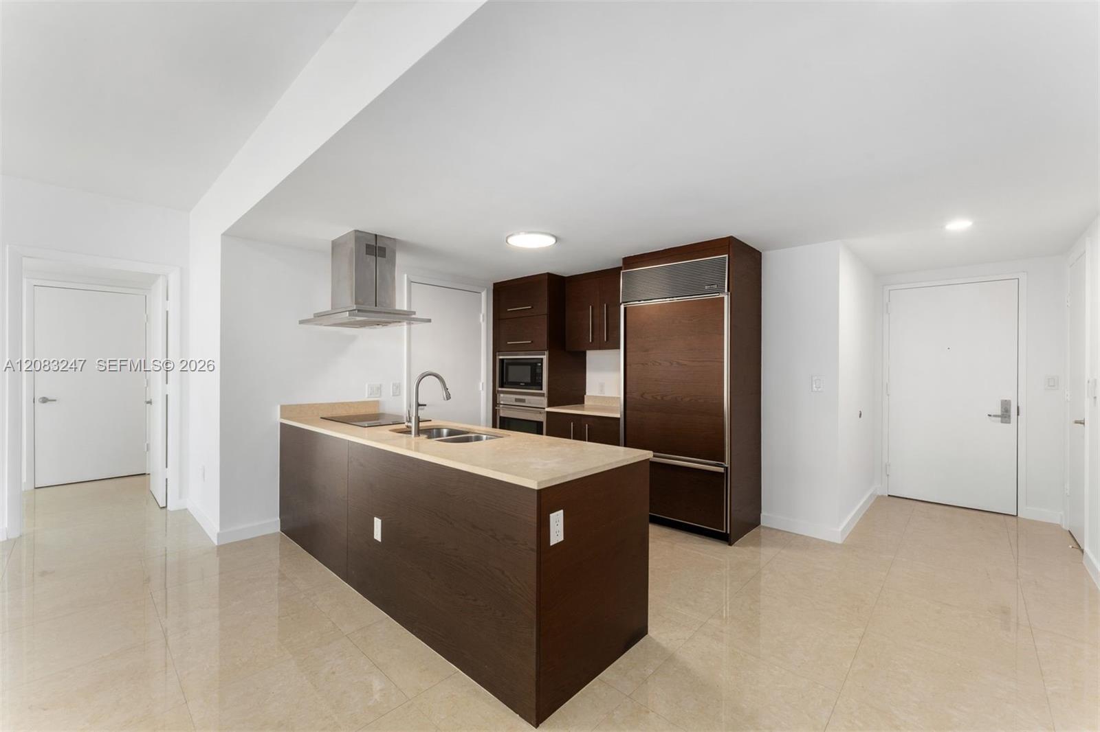 495 Brickell Ave # 1811 — Photo 4