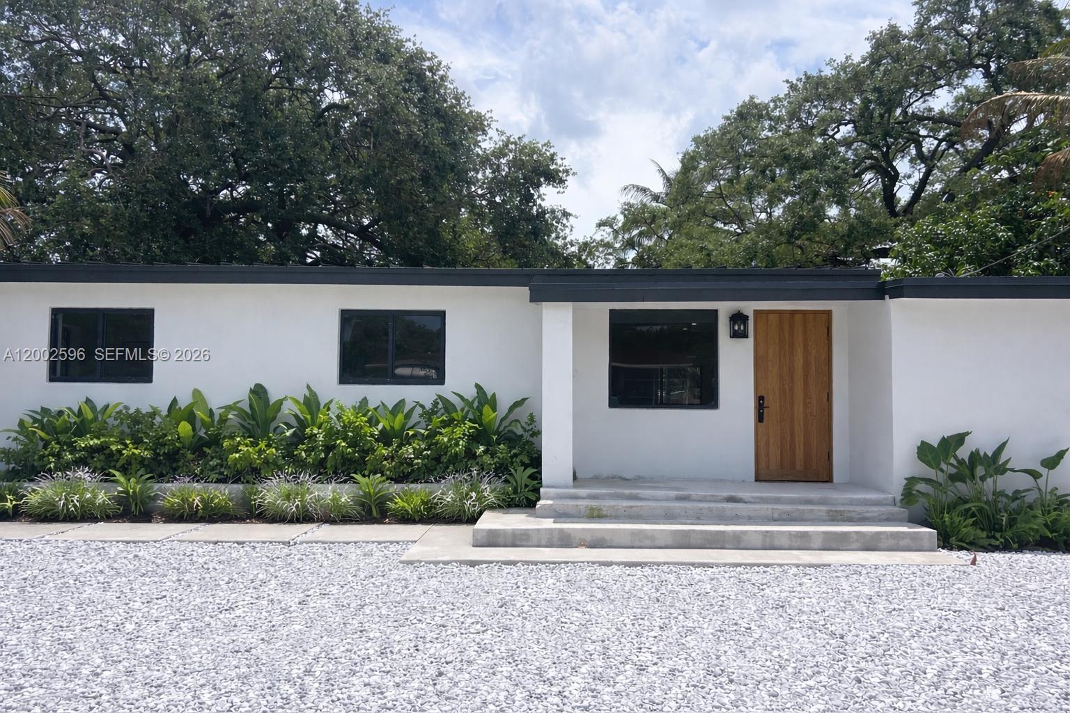 1242 NE 145th St, Miami FL 33161