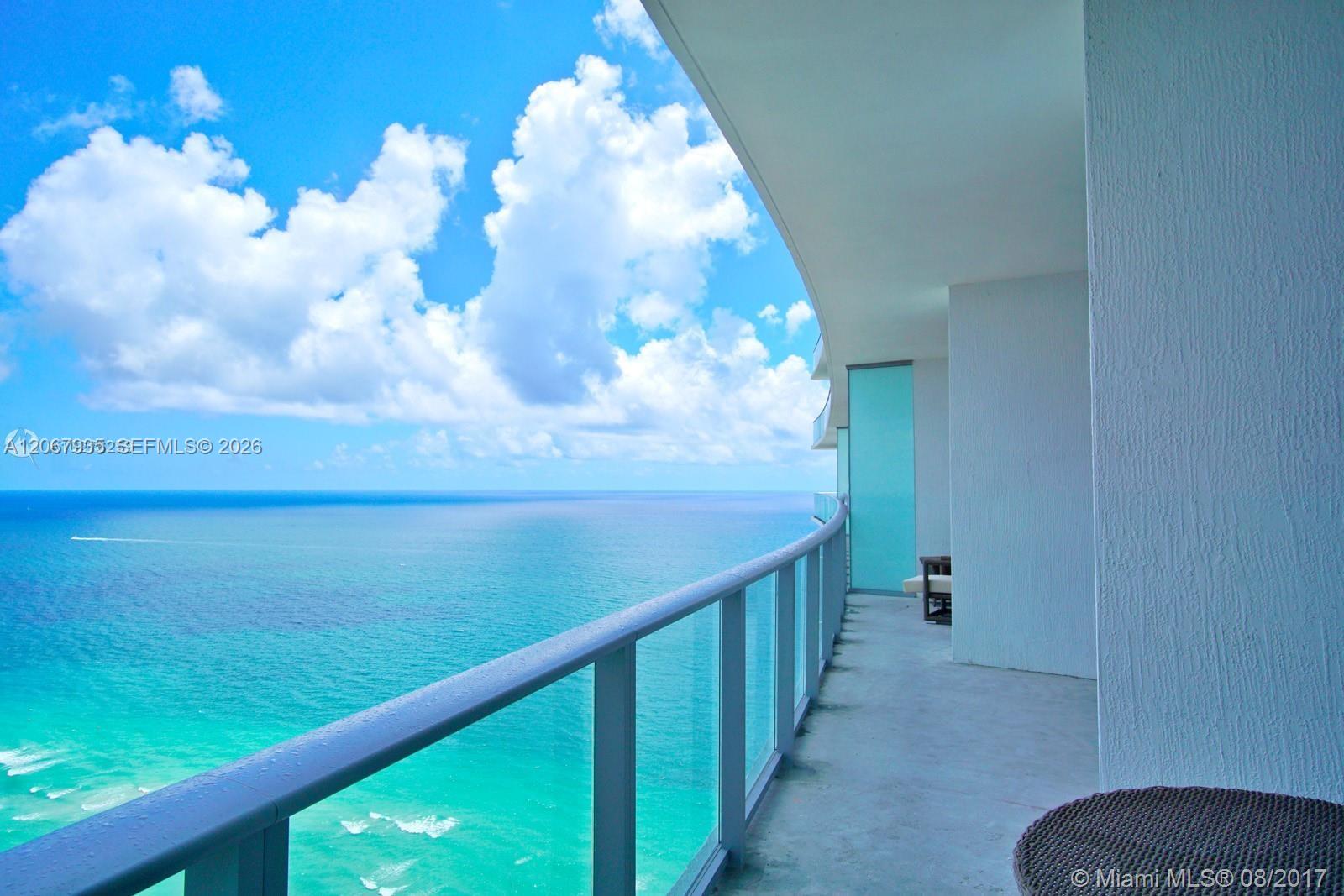 4111 S Ocean Dr # LPH6 — Photo 3