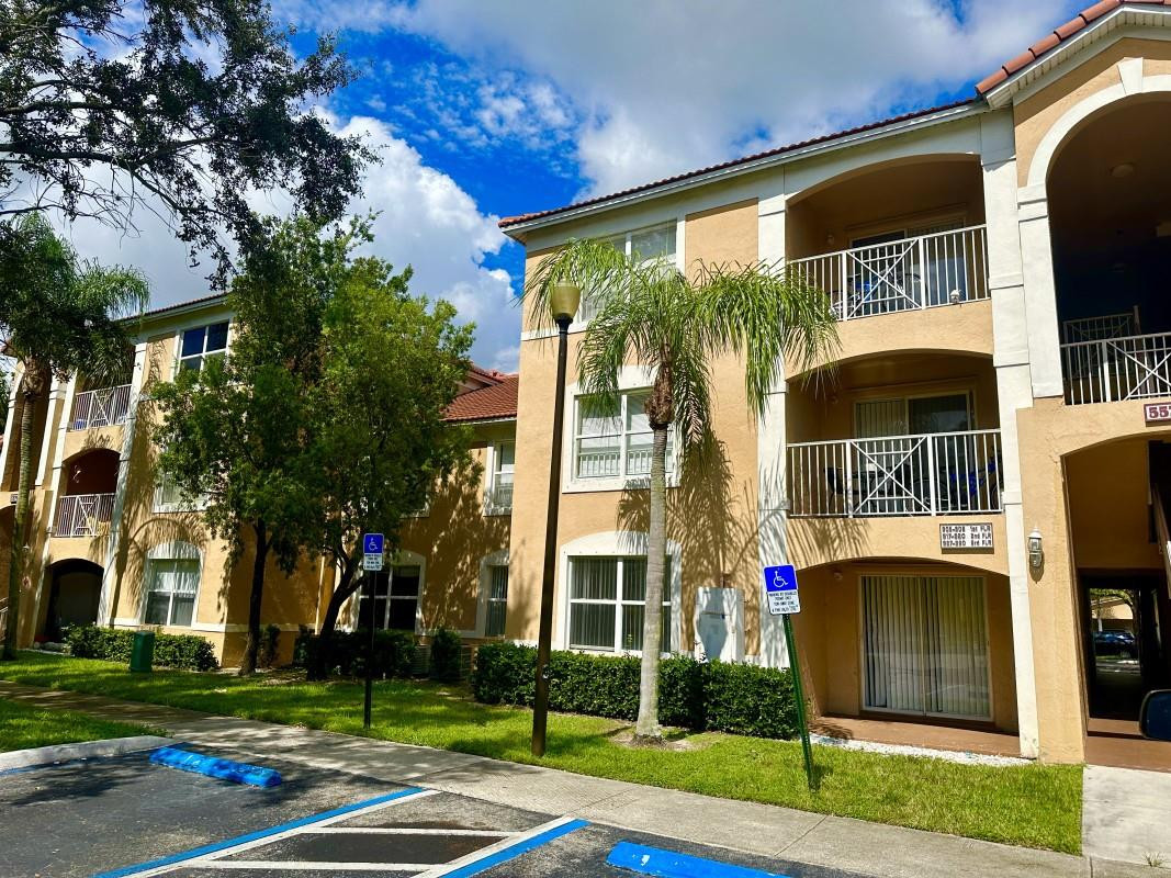 5620 NW 61st Street # 1208, Coconut Creek FL 33073