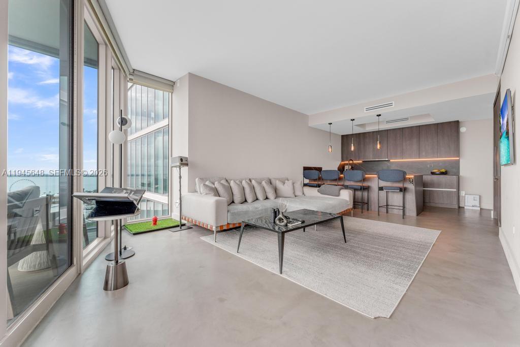 888 Biscayne Blvd # 2409 — Photo 4