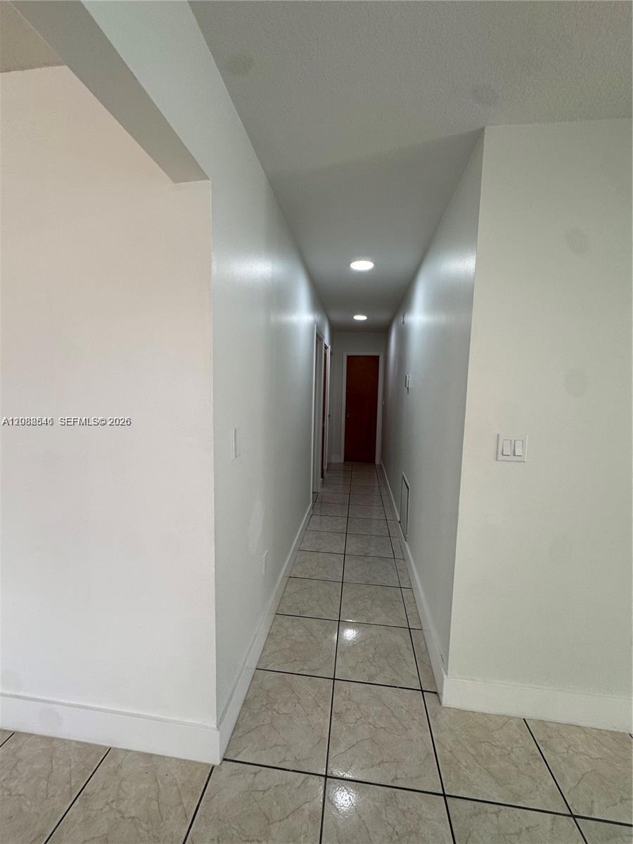 1107 NW 30th Ave # 1107 — Photo 4