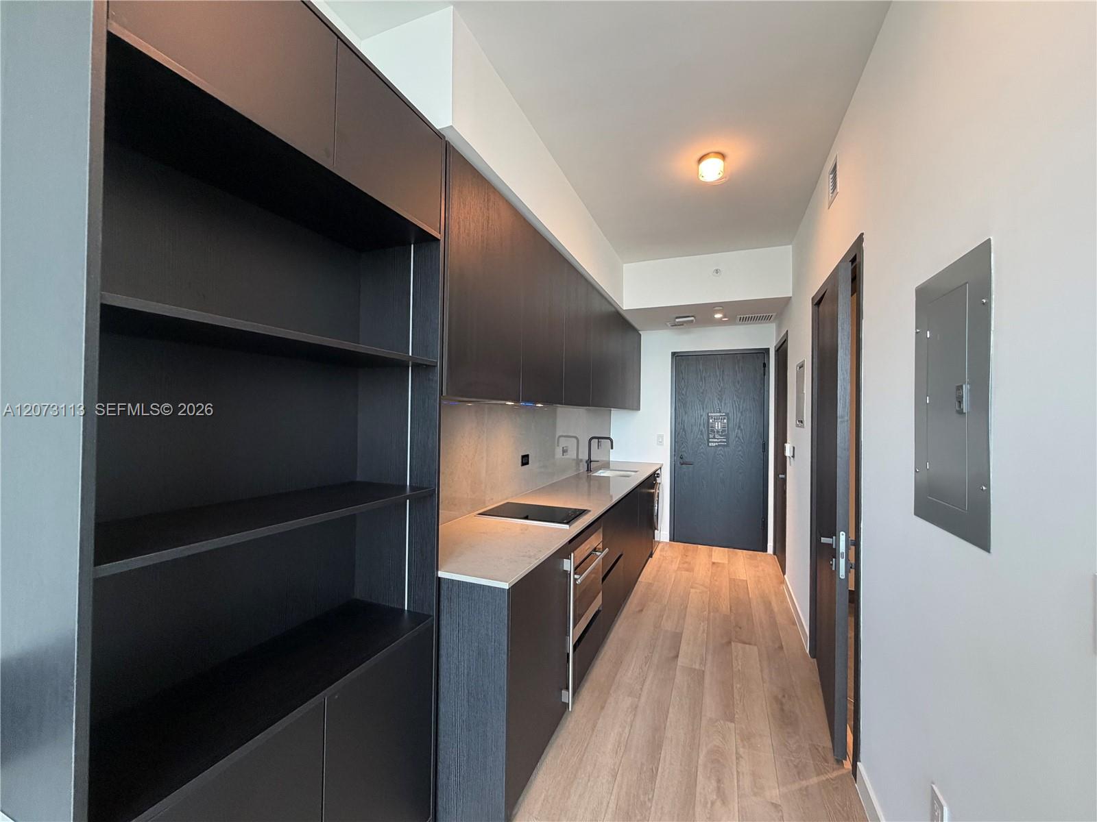 20 NE 11th # 2703B — Photo 2