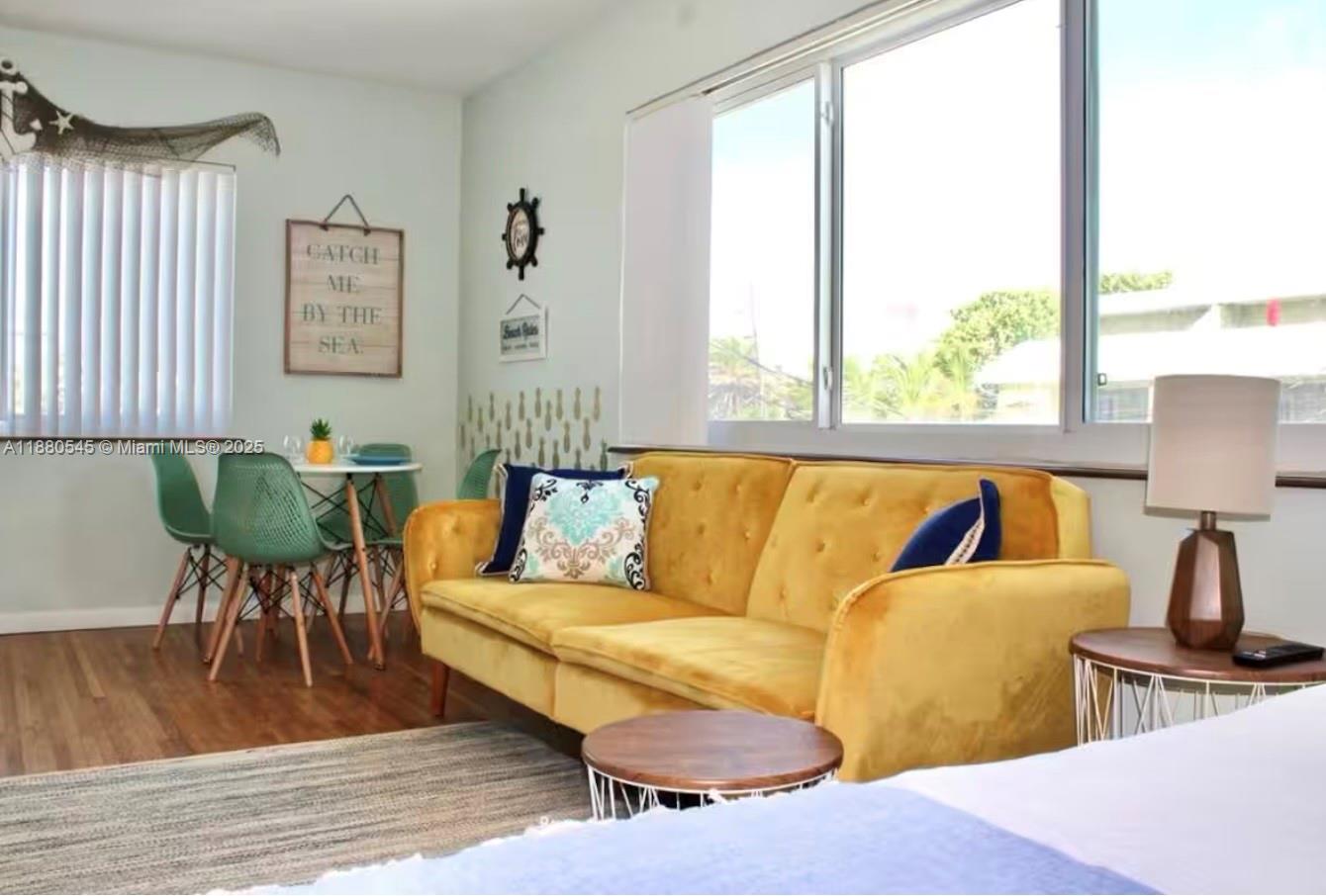 316 Walnut St # 2, Hollywood FL 33019