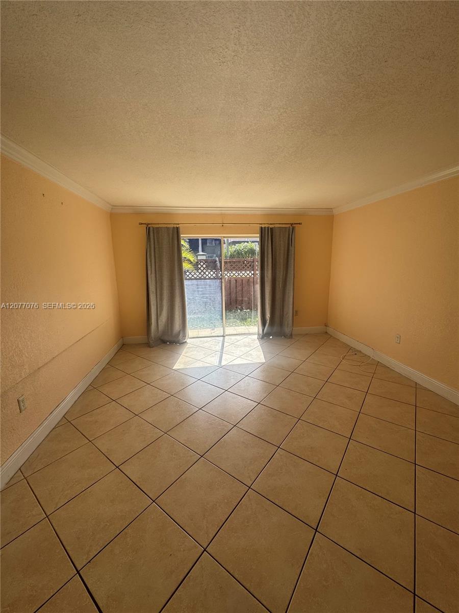 8601 SW 94th St # 103W — Photo 2