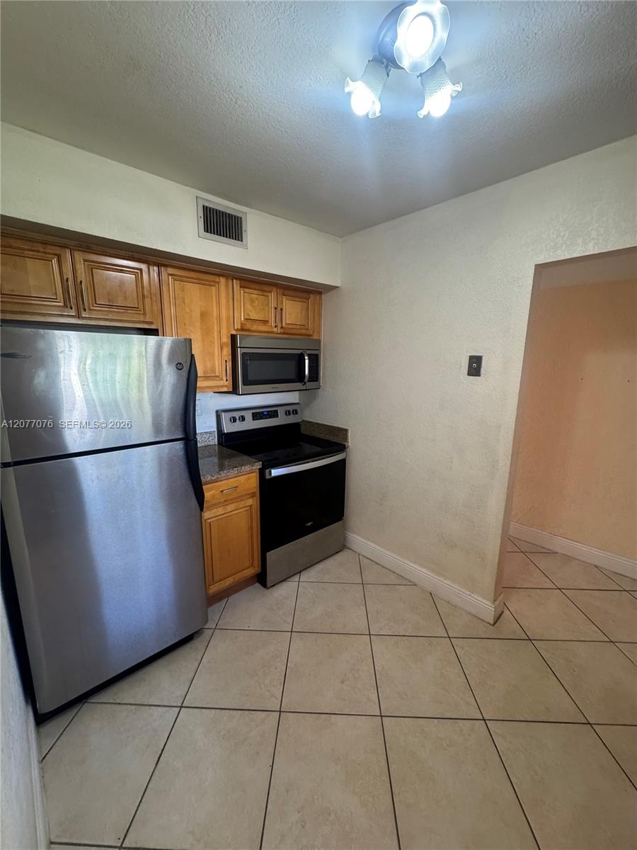 8601 SW 94th St # 103W — Photo 3